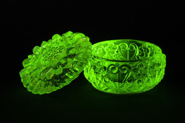 Uranium Glass Tableware (Glow under UV) - Jewelry Box / Bowl with Lid - Flower, Czech Republic
