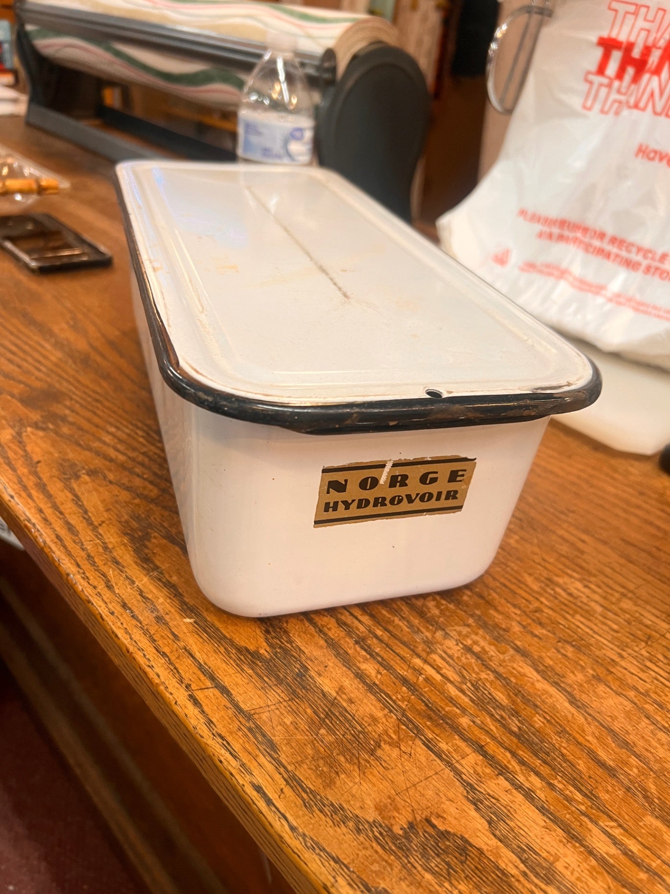 Vintage Enamelware Refrigerator Box – Norge Hydrovoir