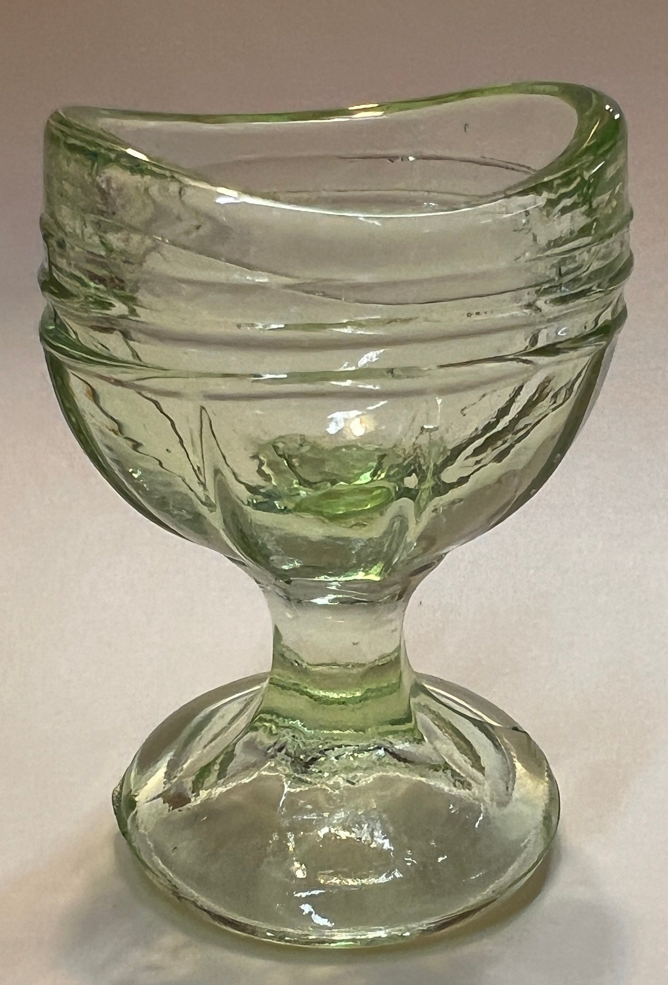 Green Selenium Eye Washer Glows Pink (Copy)