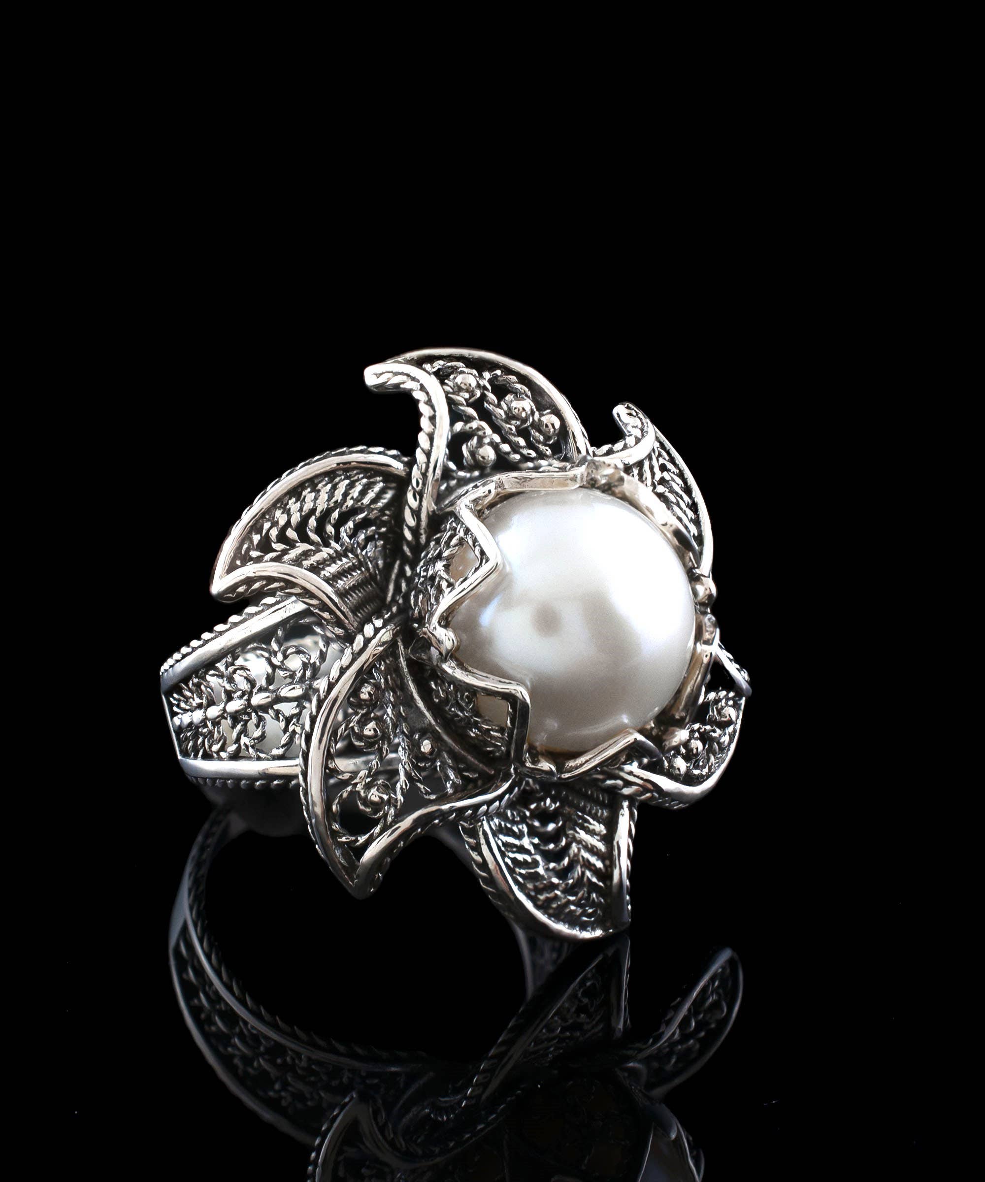 Art Lotus Flower Fresh Water Pearl Women Silver Ring: 8