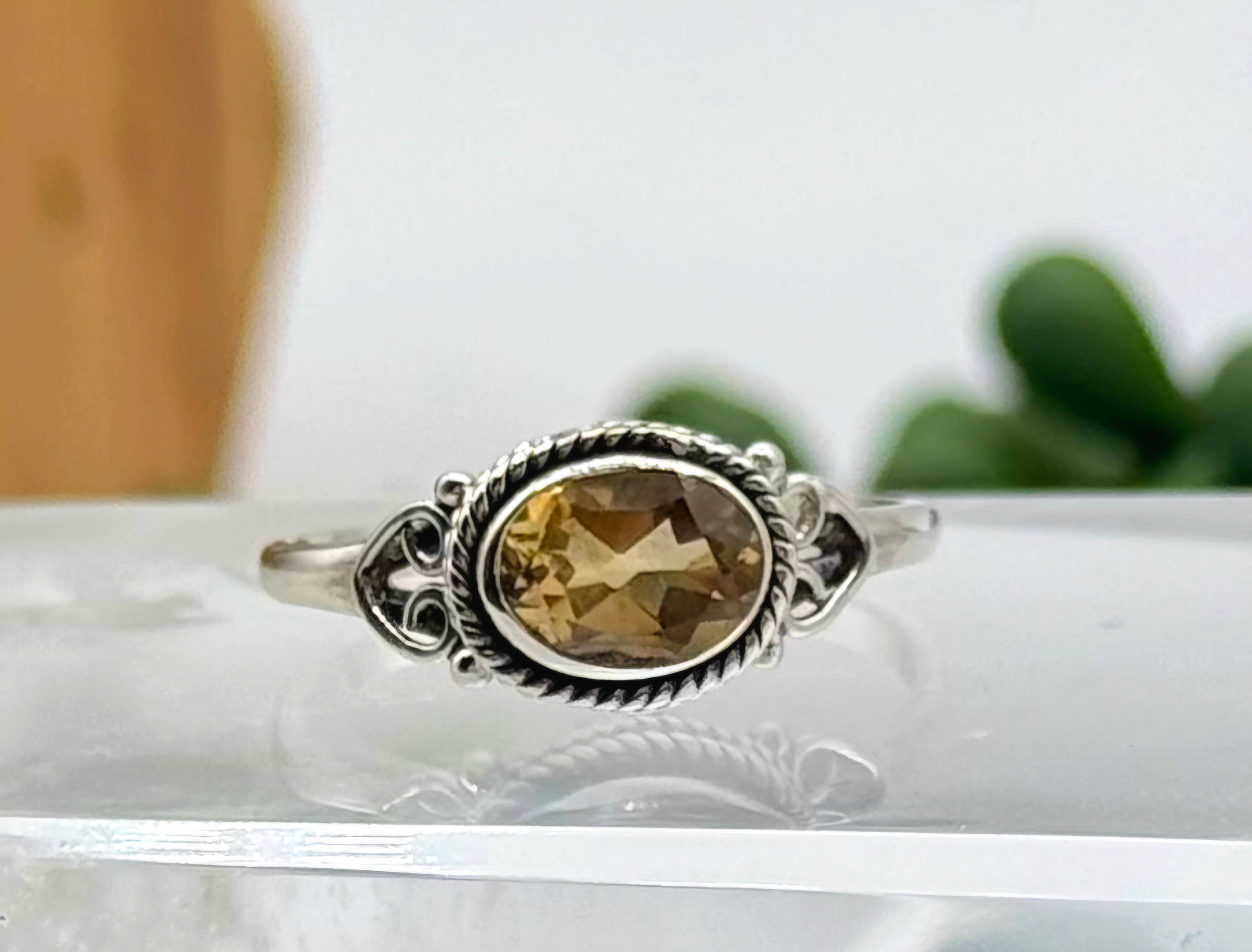 Citrine Semi-Precious Gemstone SterlingSilver/925 Ring: 8