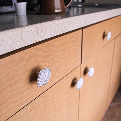 Set of 6 White Cast Iron Scallop Sea Shell Drawer Pulls
