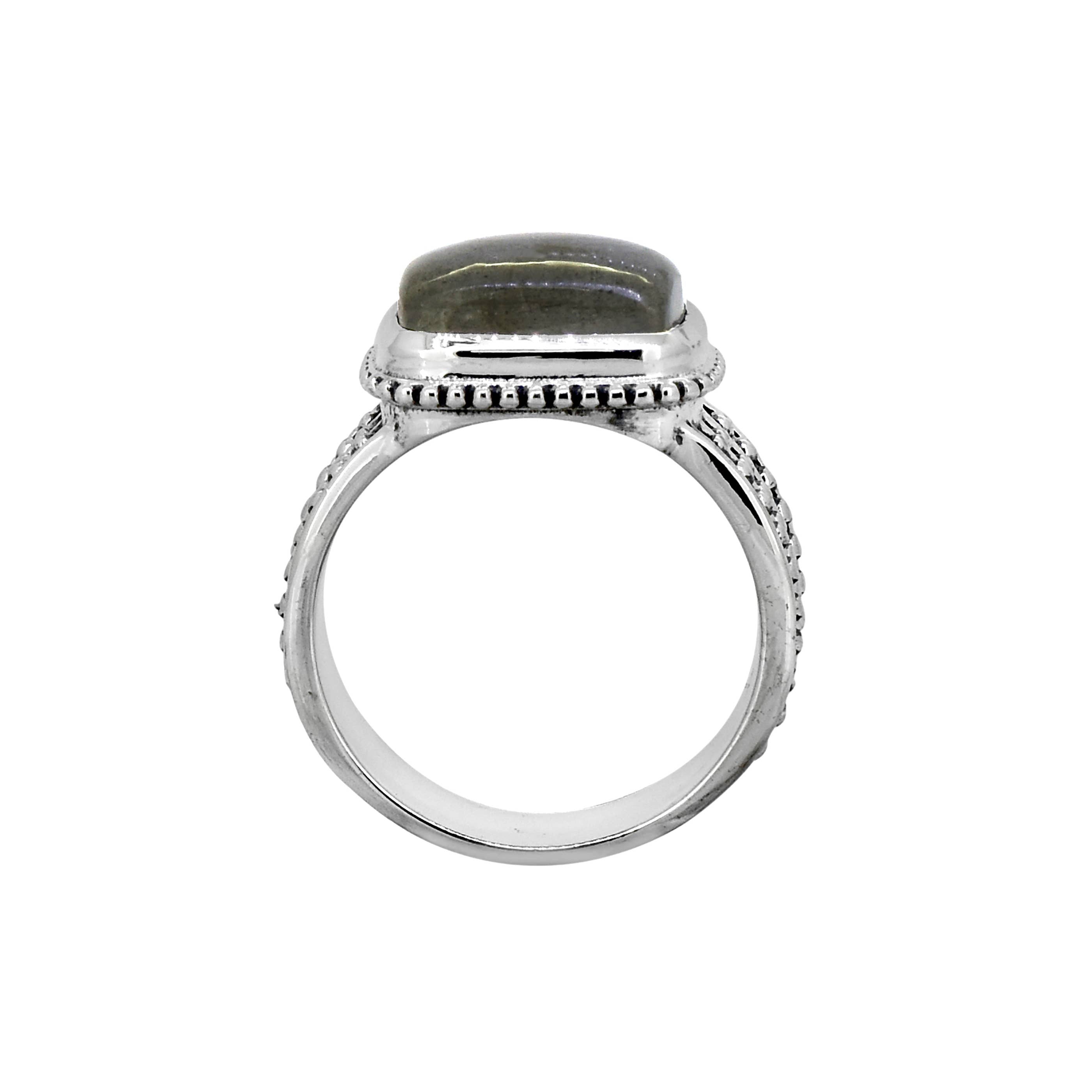 925 Sterling Silver Labradorite Gemstone Textured Ring: 7