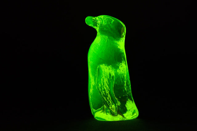 Uranium Glass Tableware (Glow under UV) - Statuette - Penguin, Czech Republic