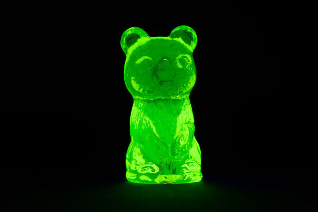 Uranium Glass Tableware (Glow under UV) - Statuette - Big Bear, Czech Republic