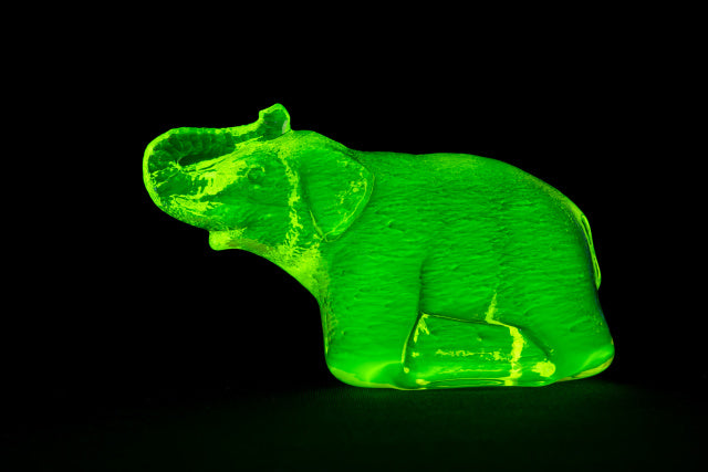 Elephant Uranium Glass Tableware (Glow under UV)