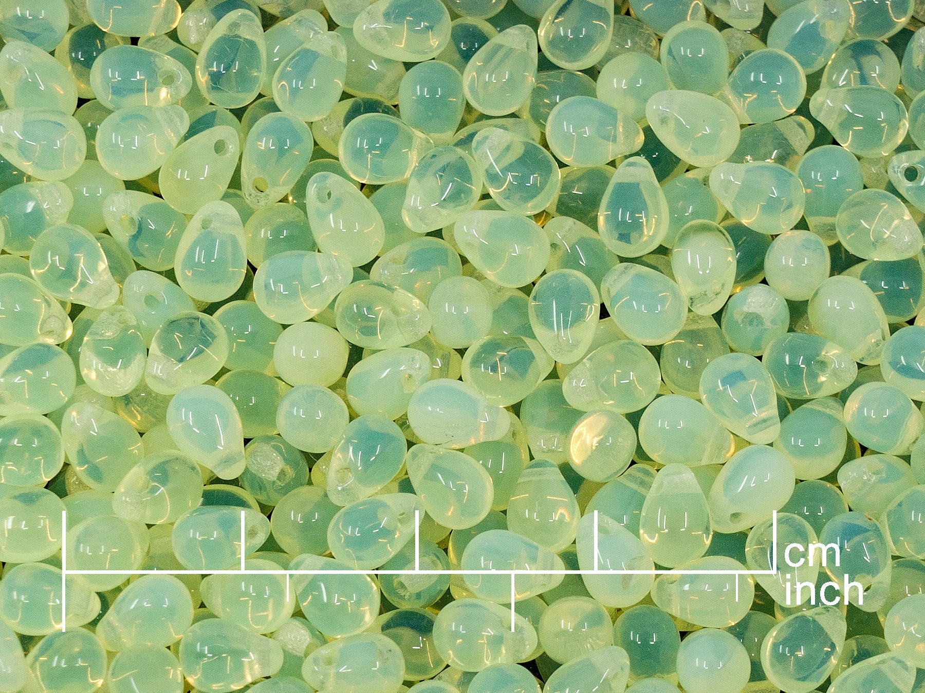 OUTLET 250g Drop Beads, 4 x 6 mm, 81000 (111-69004-04x06-81000)