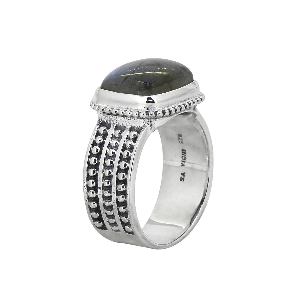 925 Sterling Silver Labradorite Gemstone Textured Ring: 7