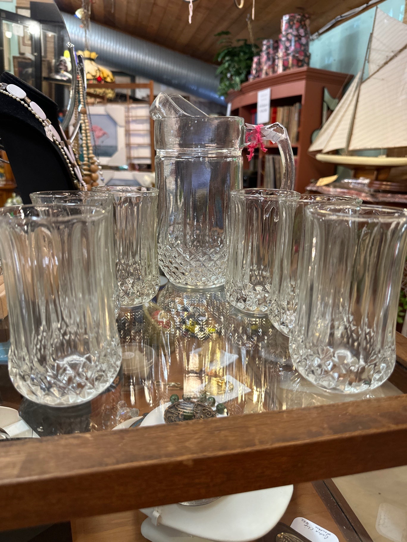 Pitcher 6 glasses