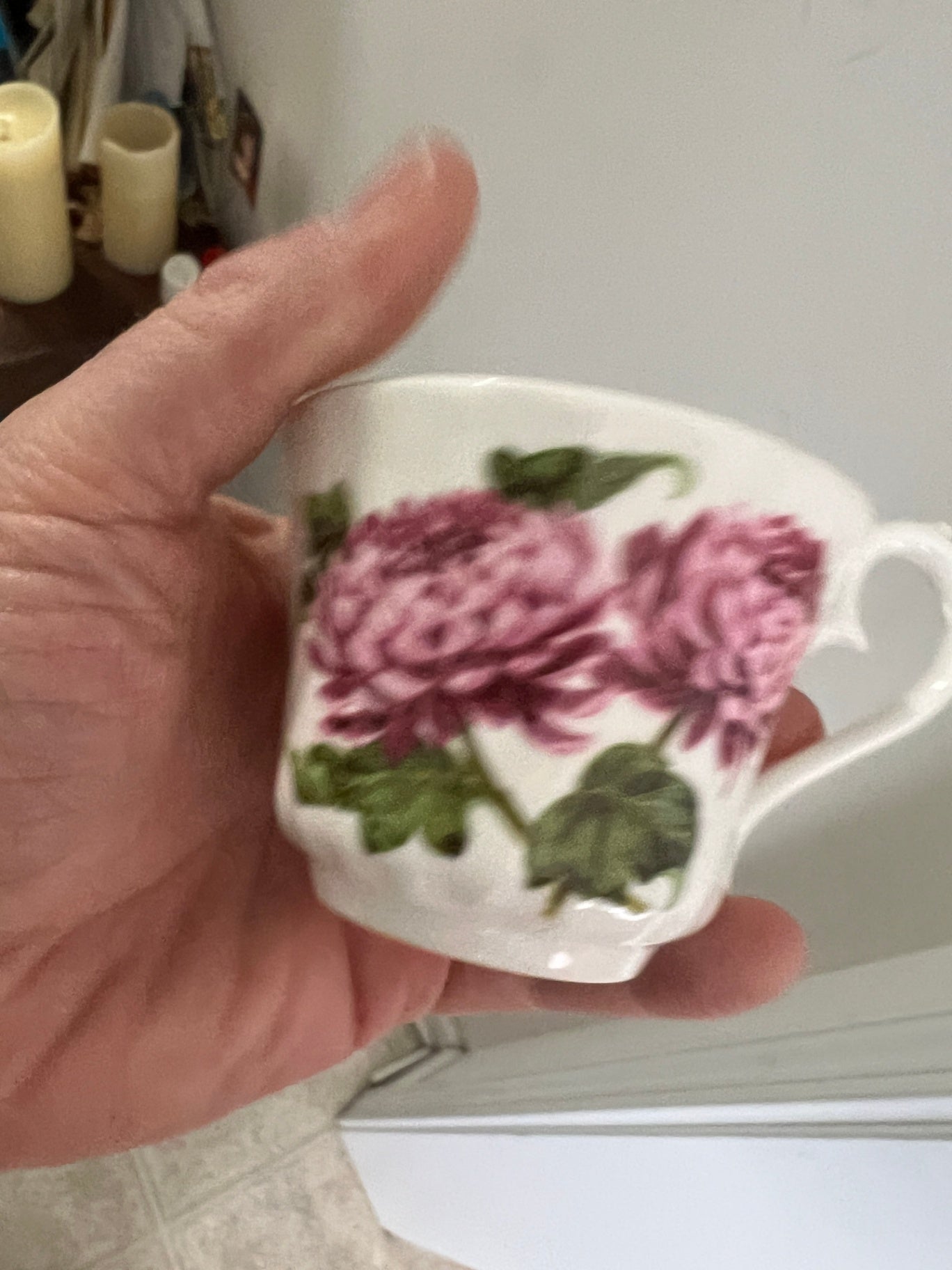No tag Coffee Cup White with pink and green floral pattern Porcelain