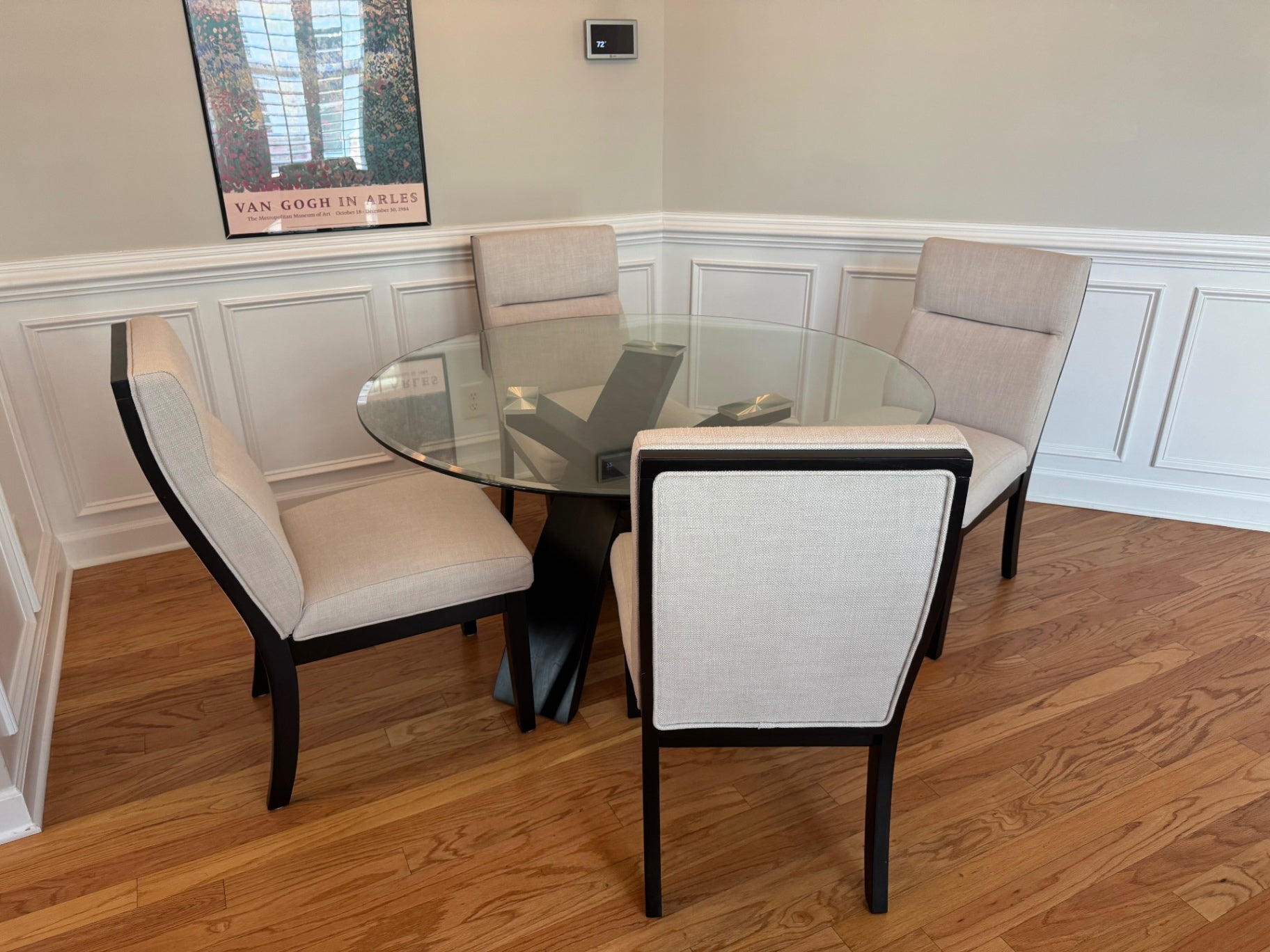 Dining table and chairs Beige and black Wood and glass