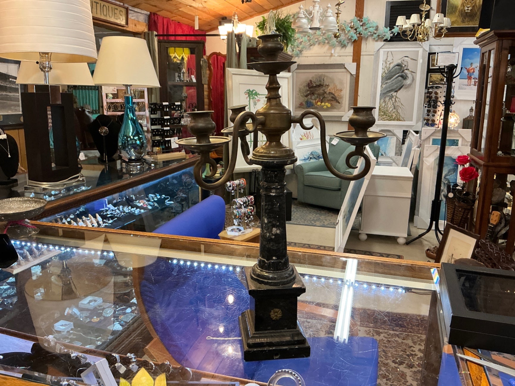 Chandelier Brass/Gold Metal