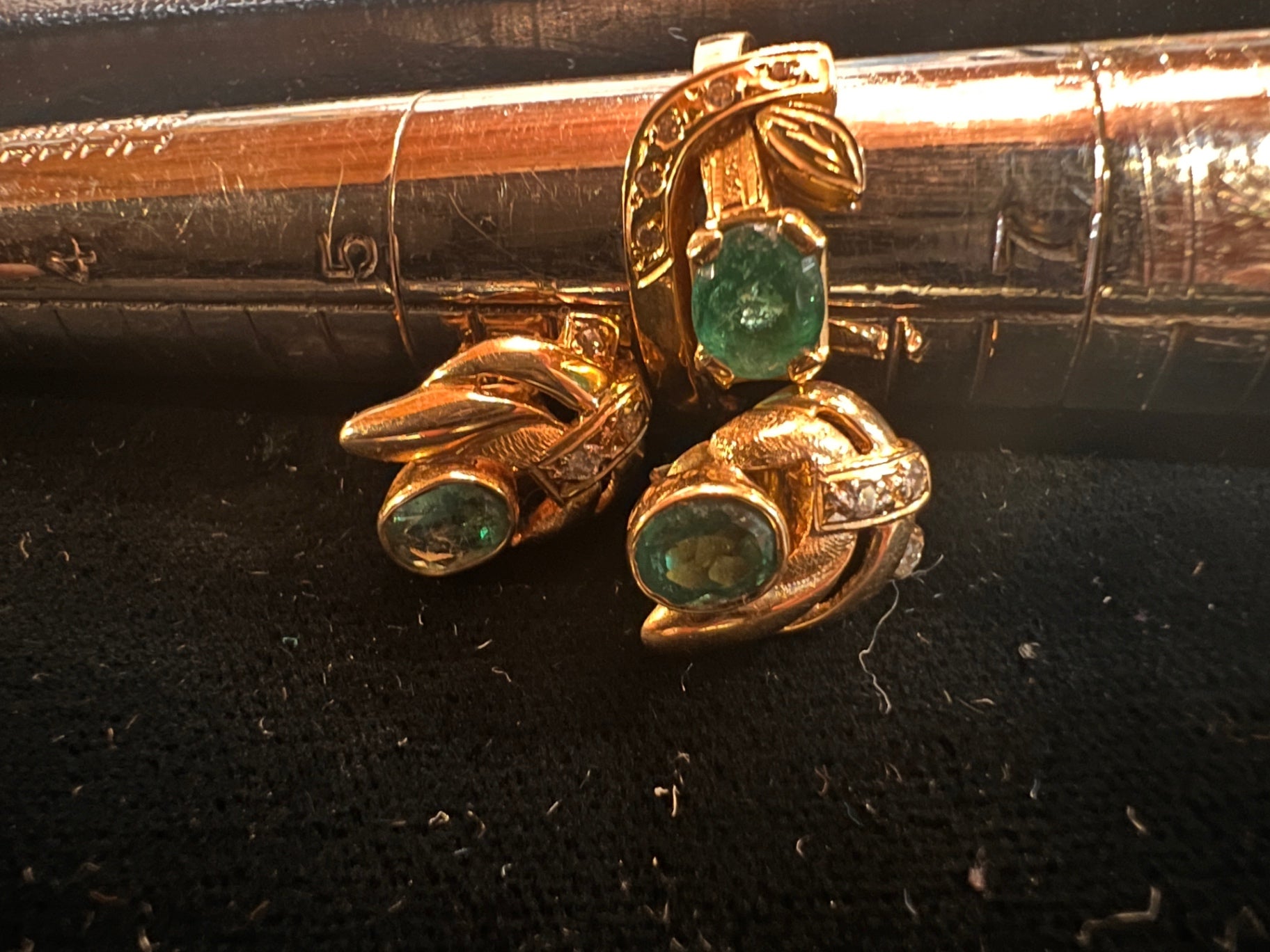 18 karat gold size 6 emerald and diamond ring with matching earrings