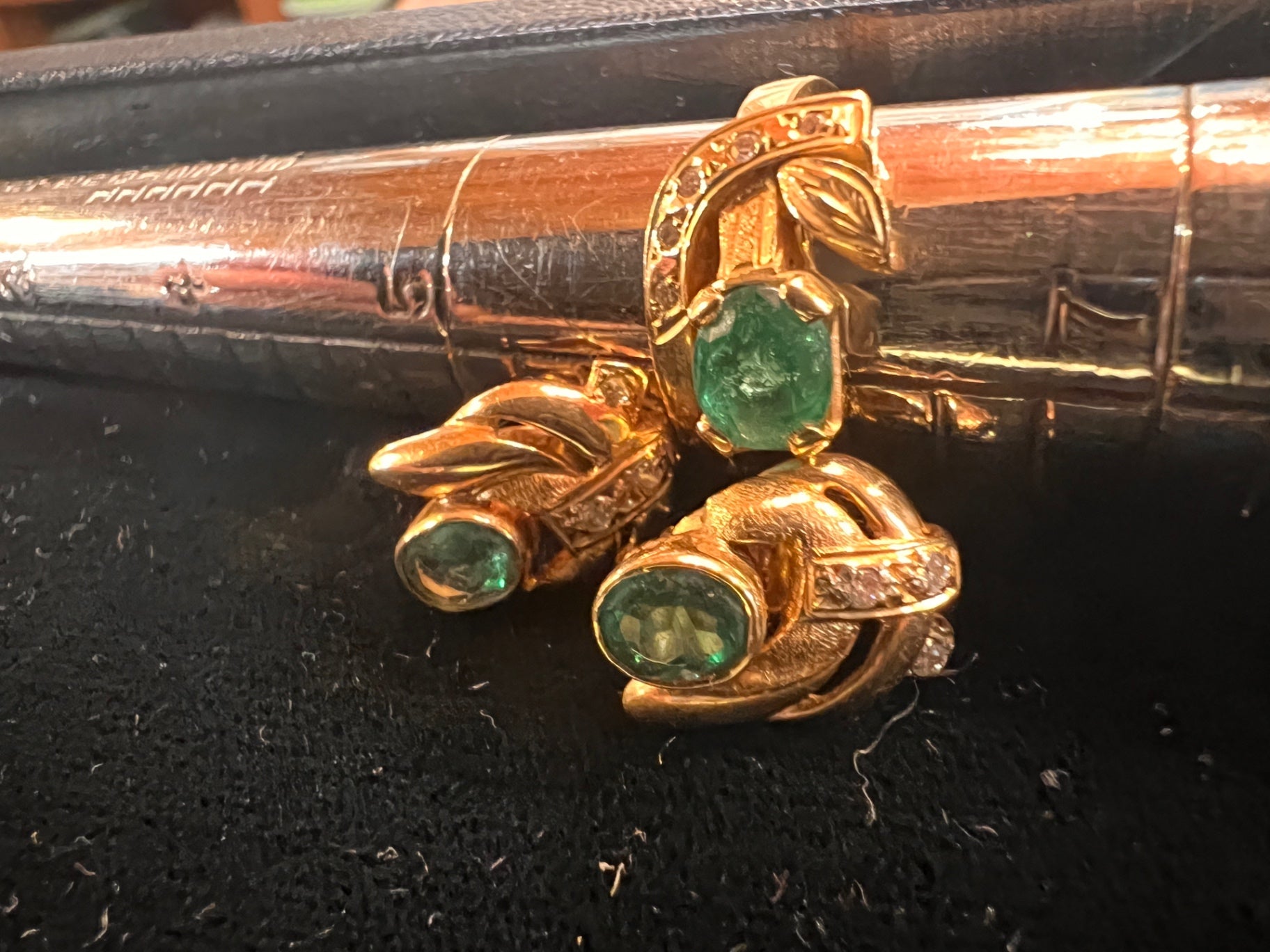 18 karat gold size 6 emerald and diamond ring with matching earrings