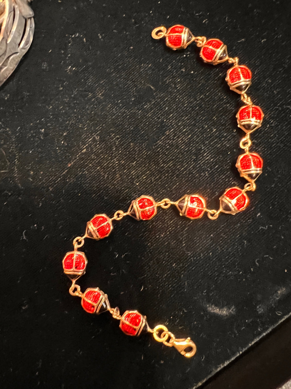 14kt Yellow Gold Enamel and Resin Ladybug Chain Bracelet; 7 inch