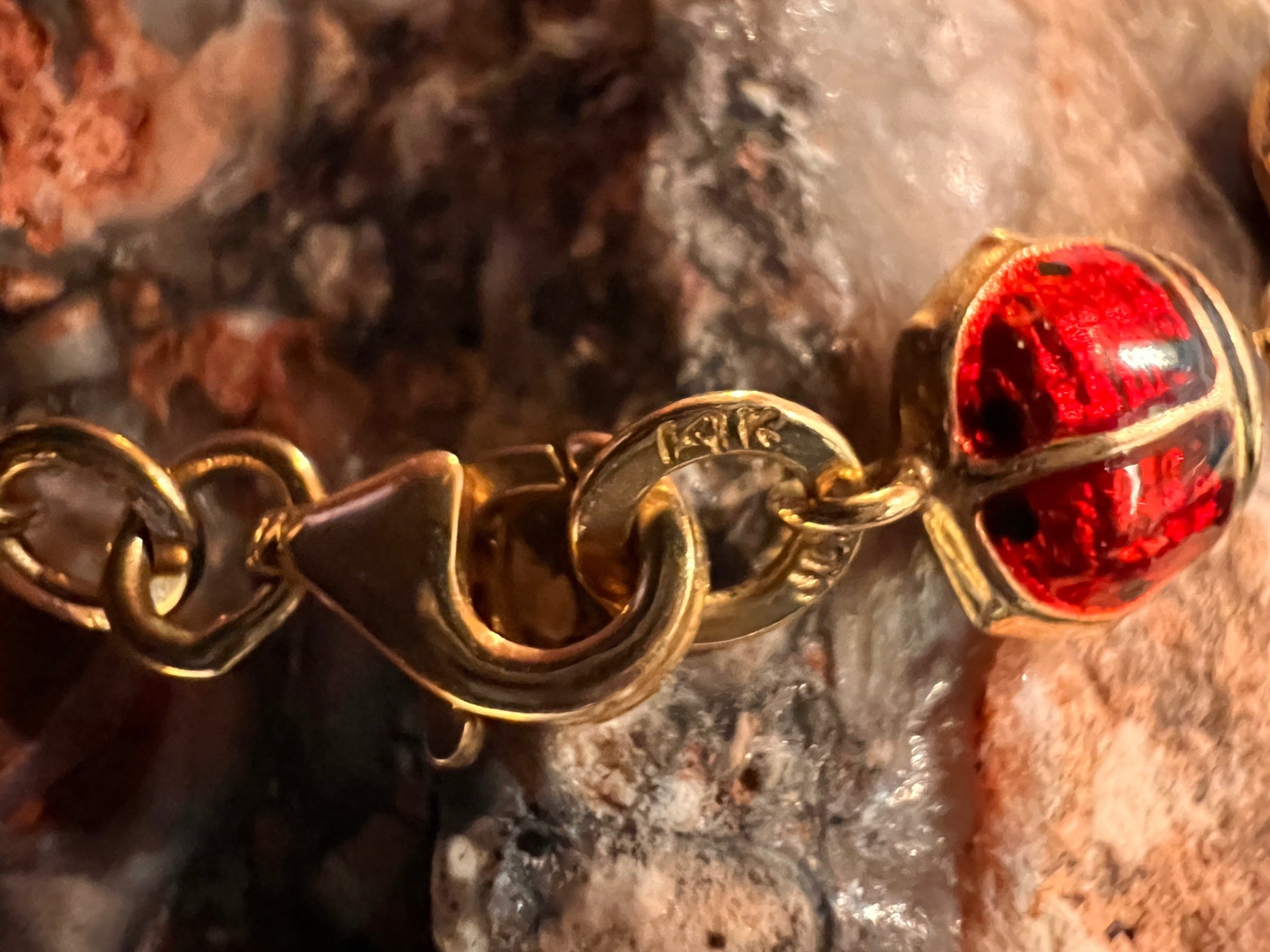 14kt Yellow Gold Enamel and Resin Ladybug Chain Bracelet; 7 inch