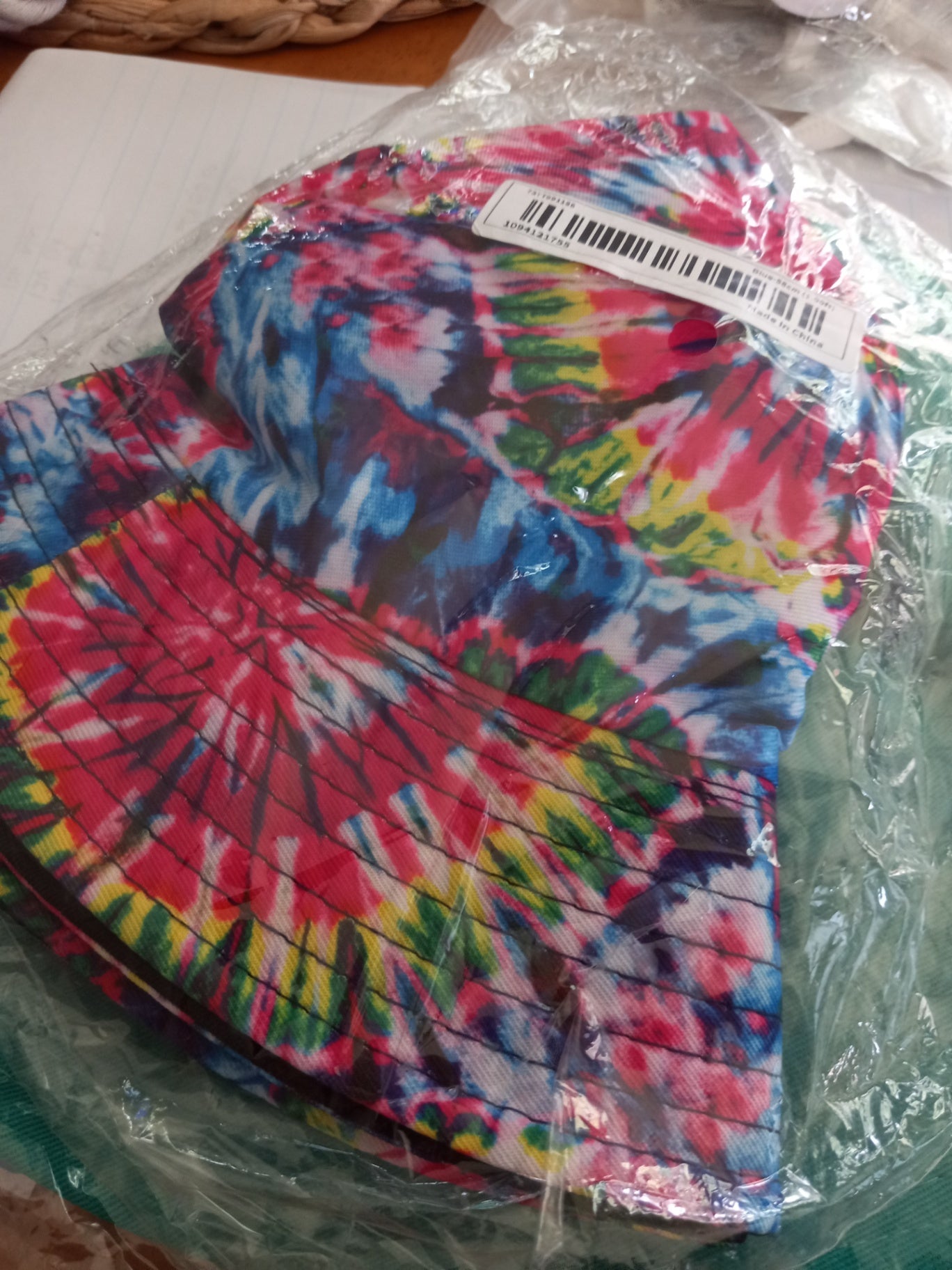 Tiedye bucket hat dsc