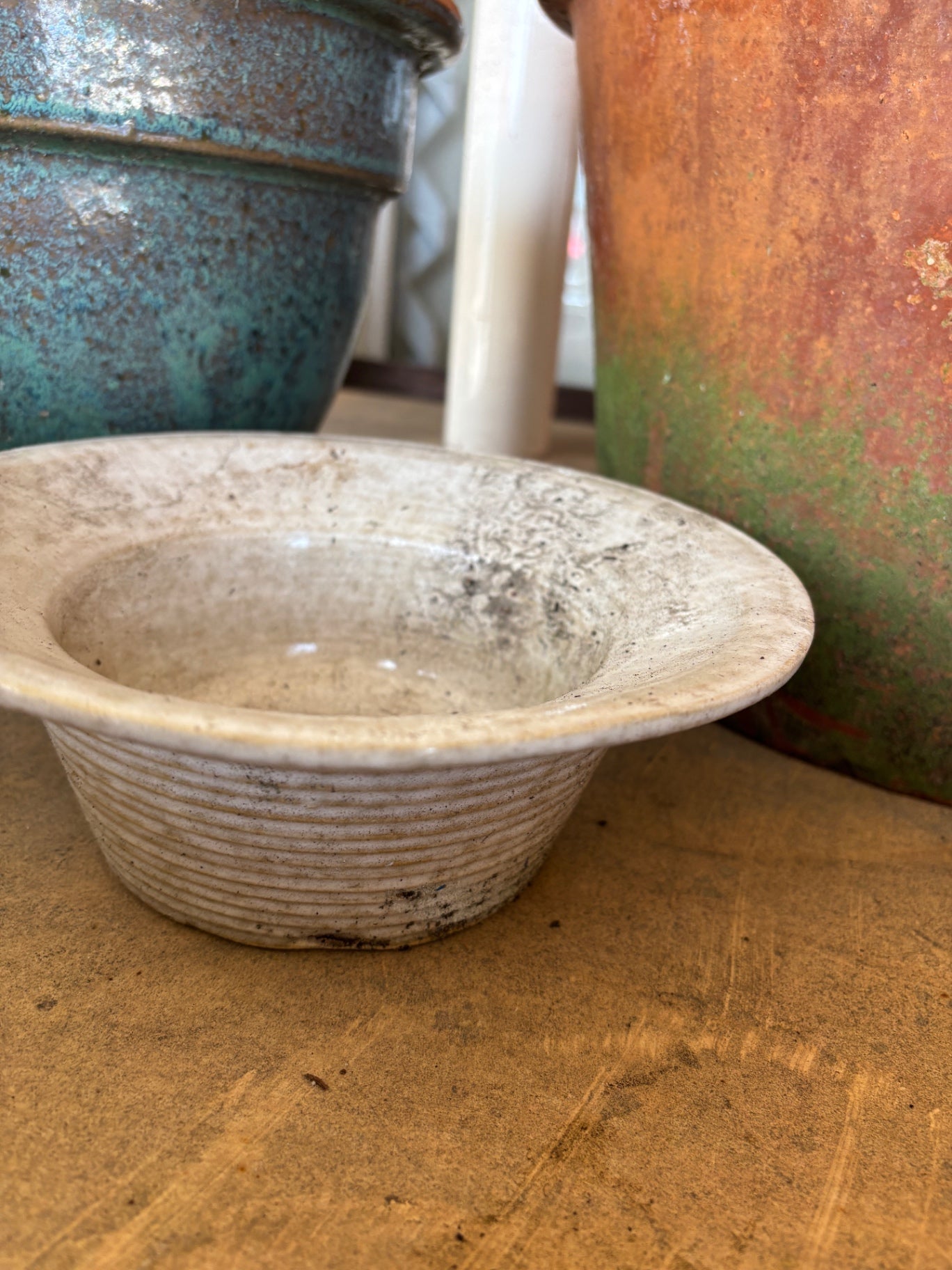 Outdoors Beige/Off-white Clay/Stoneware