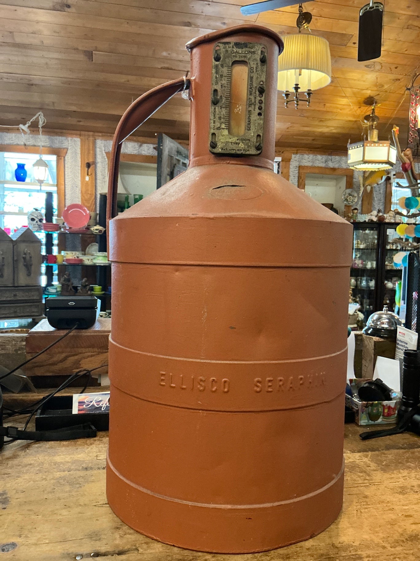 Seraphin Test Measure Container