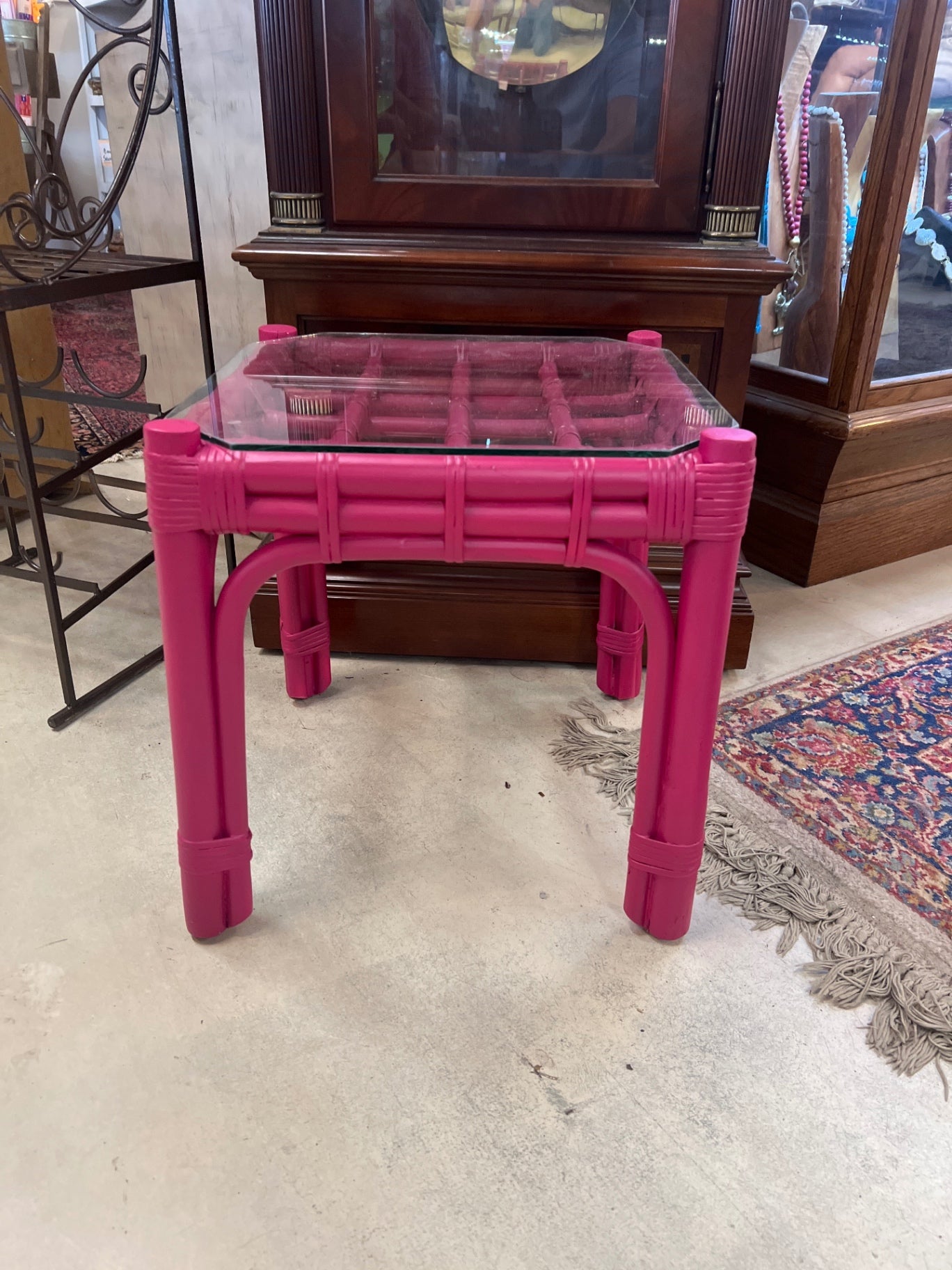 Side table Pink Rattan and Glass