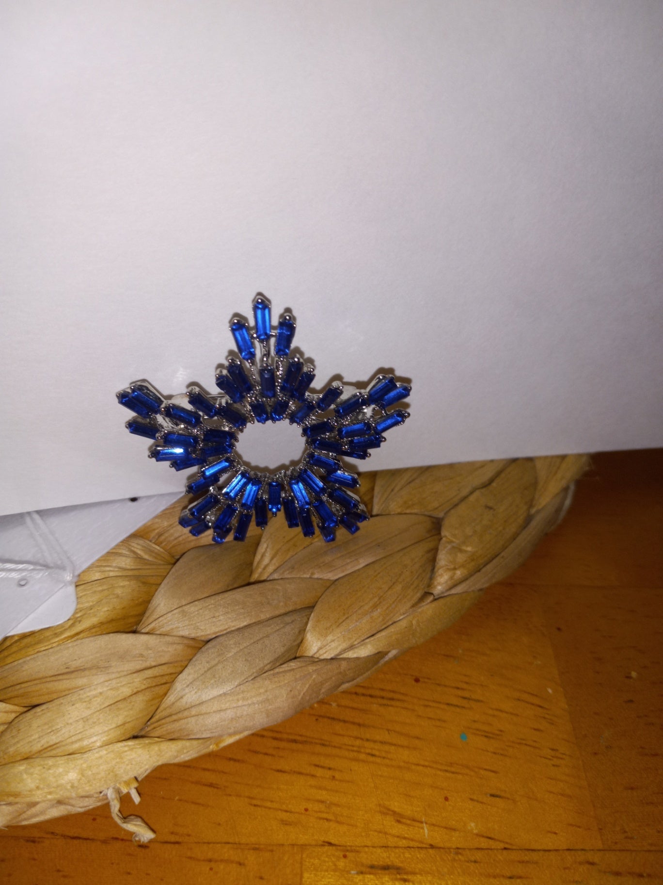 Blue starfish pin