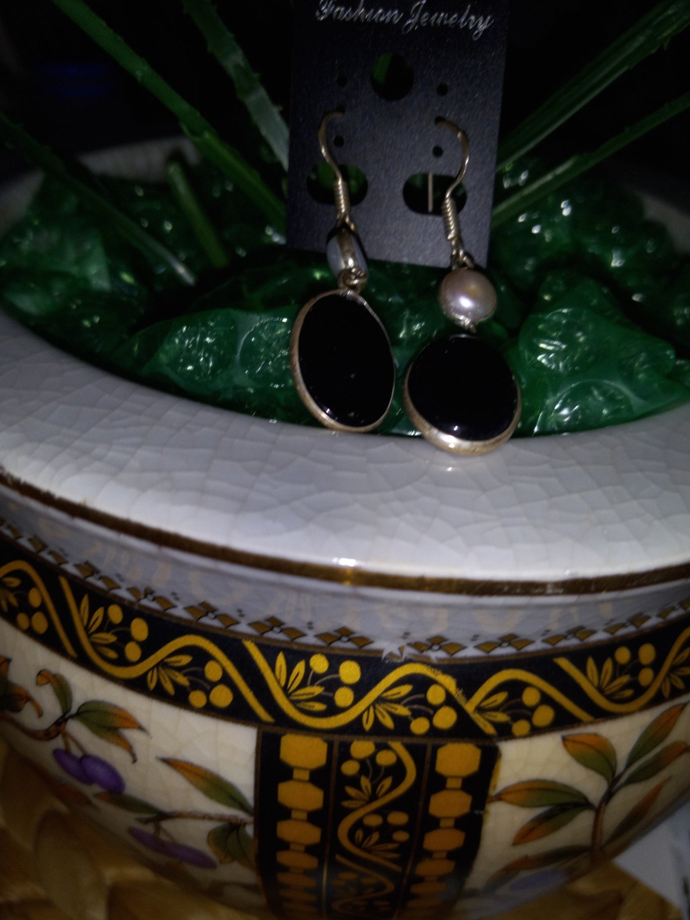 Onyx n pearl earrings dsc 