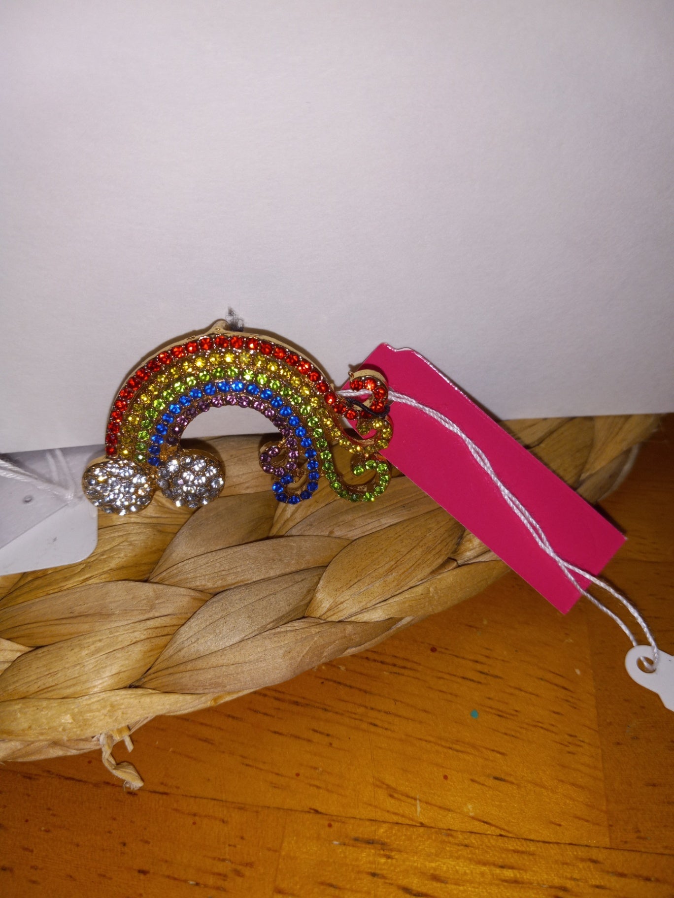 Rainbow pin dsc