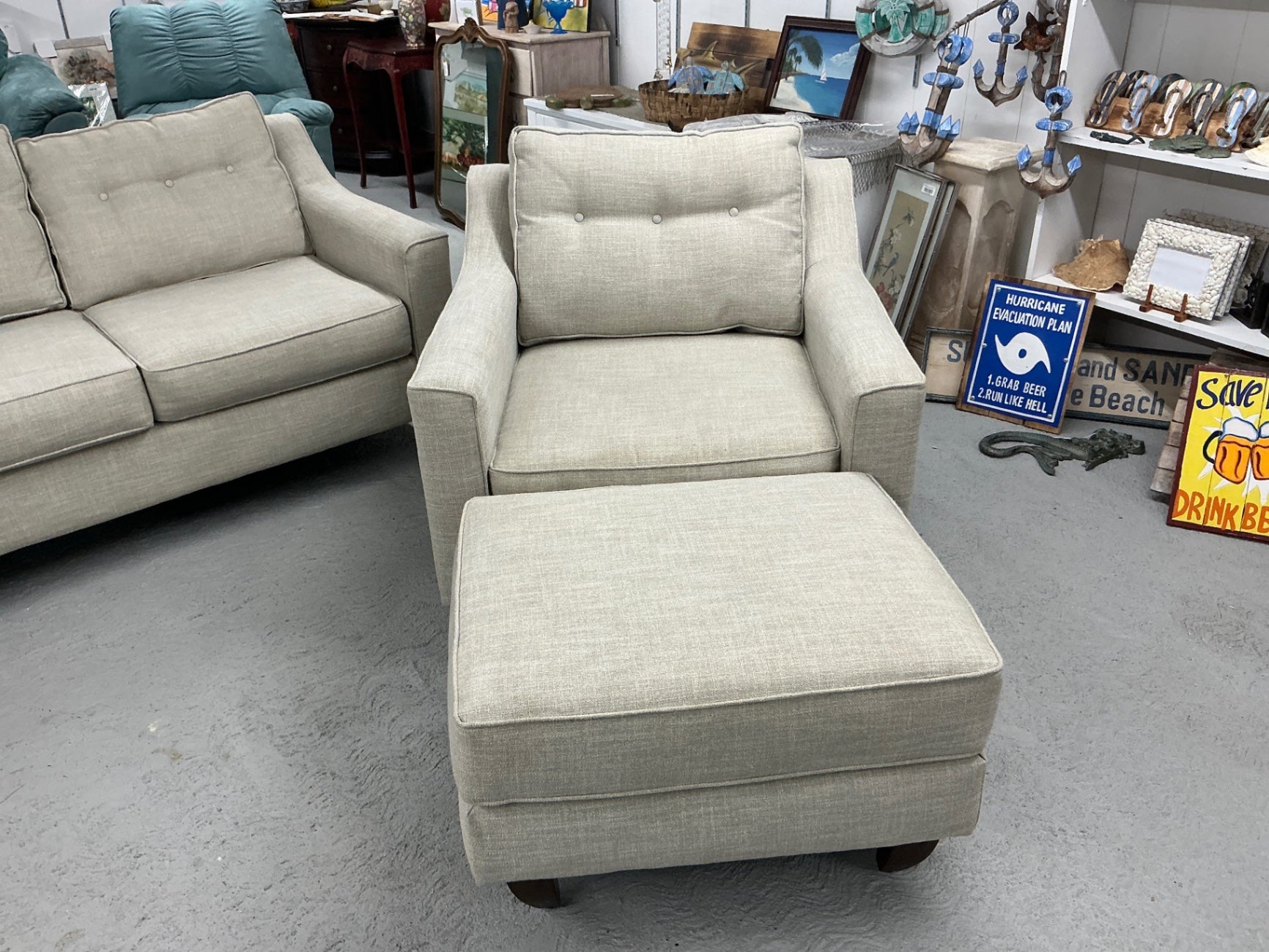 Armchair with Ottoman Light beige