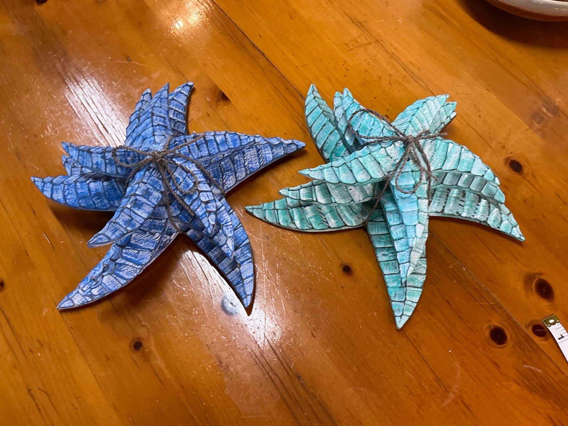 Starfish Decorative Wall Hanging Blue and Turquoise Wood sets of 3 measures 14"x14"x4.5"