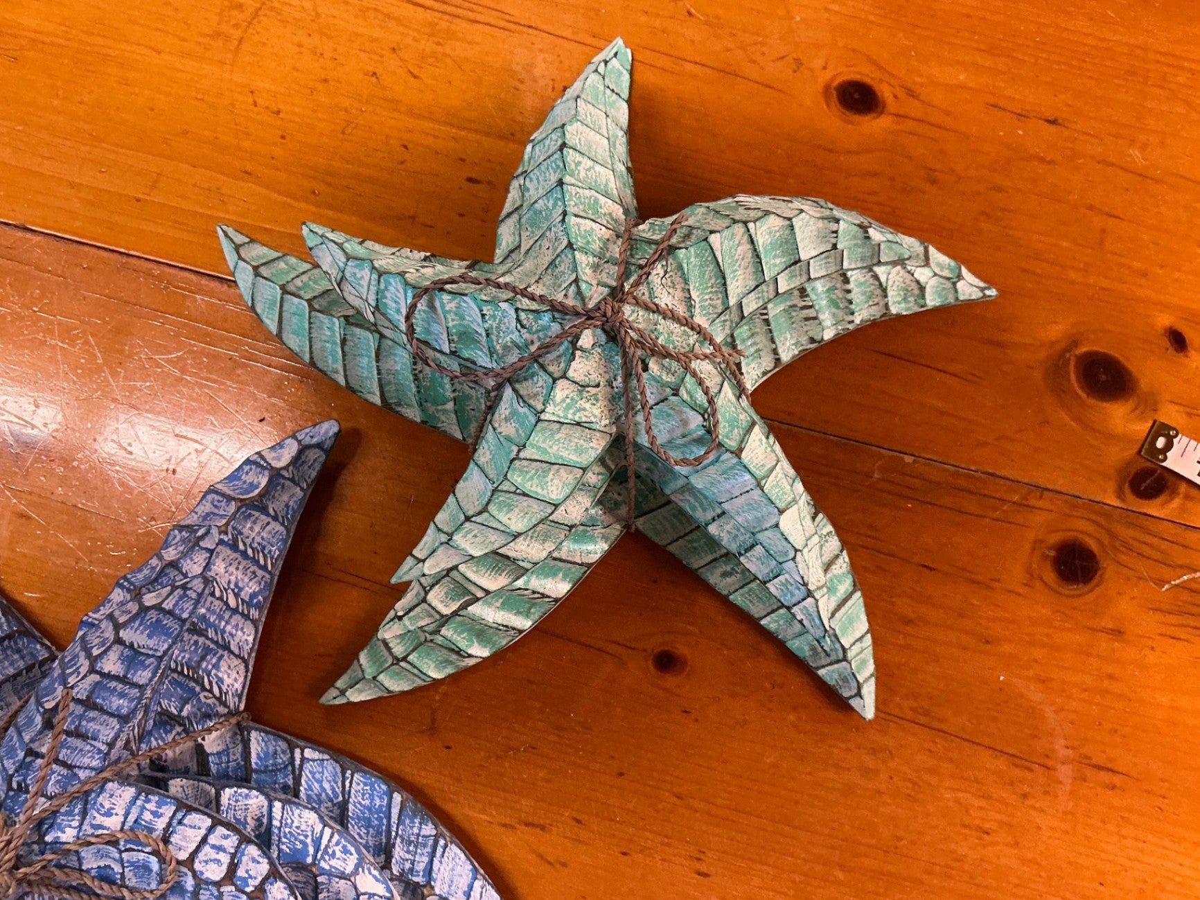 Starfish Decorative Wall Hanging Blue and Turquoise Wood sets of 3 measures 14"x14"x4.5"