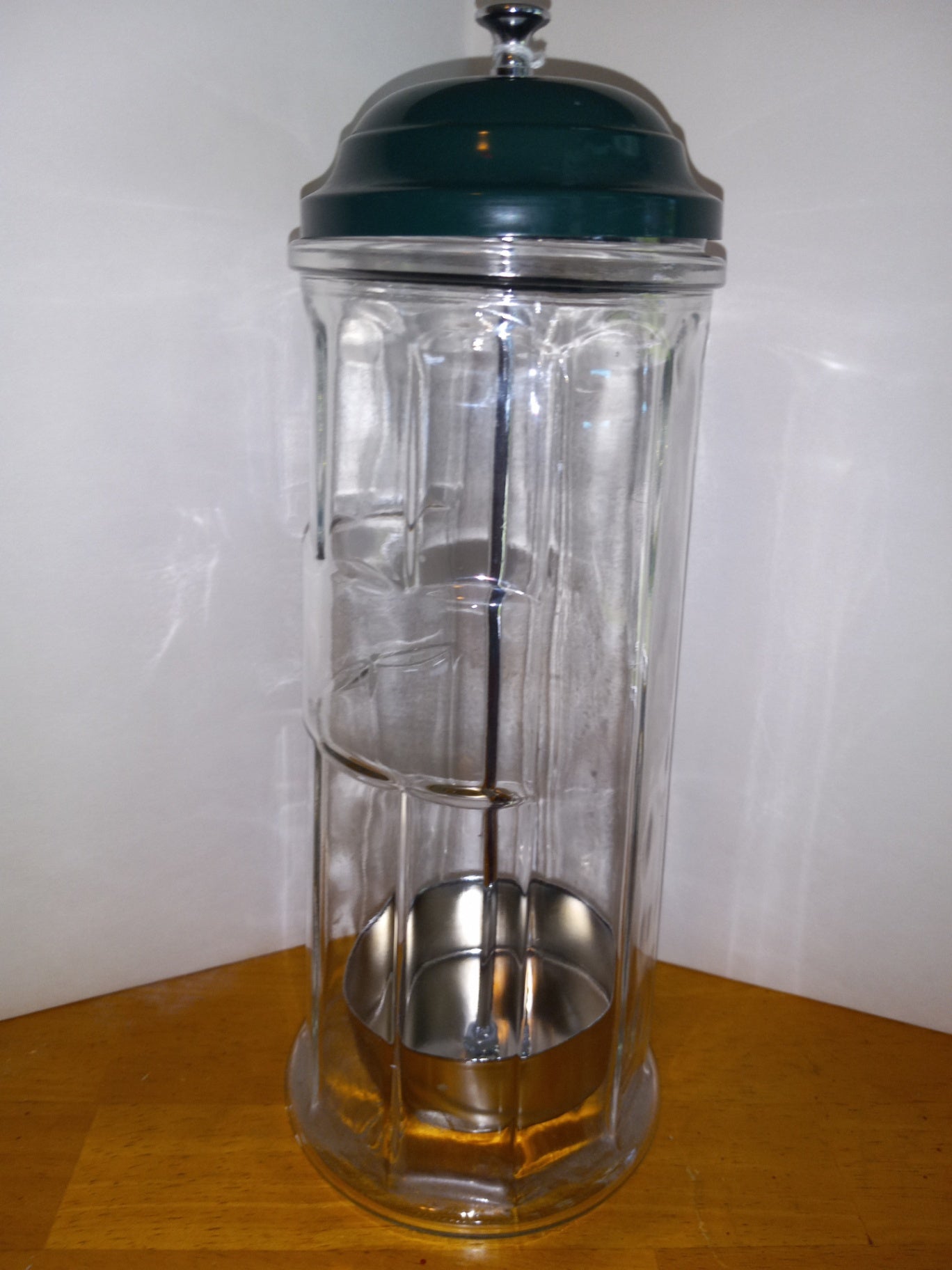 Gemco glass comb/ straw holder dsc