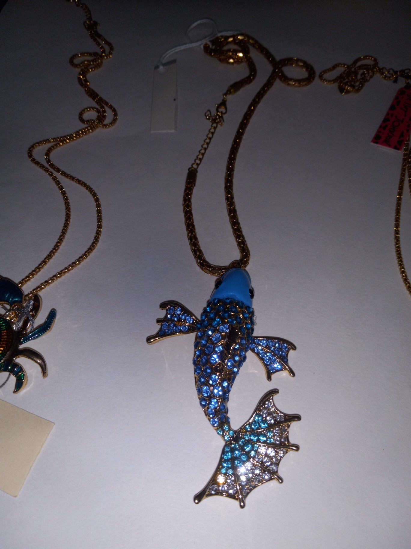 Fish necklace dsc