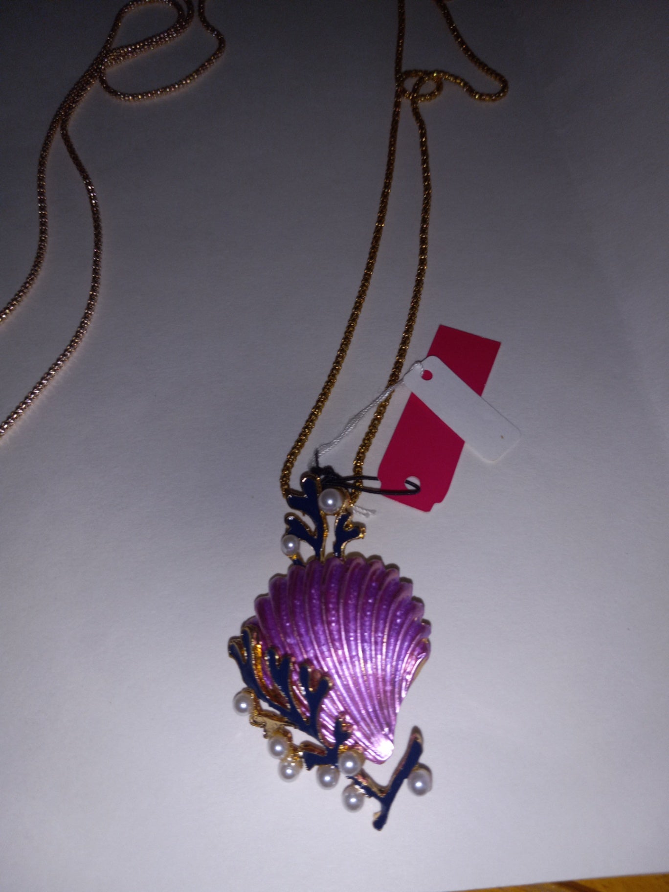 Clam shell betsy necklace dsc
