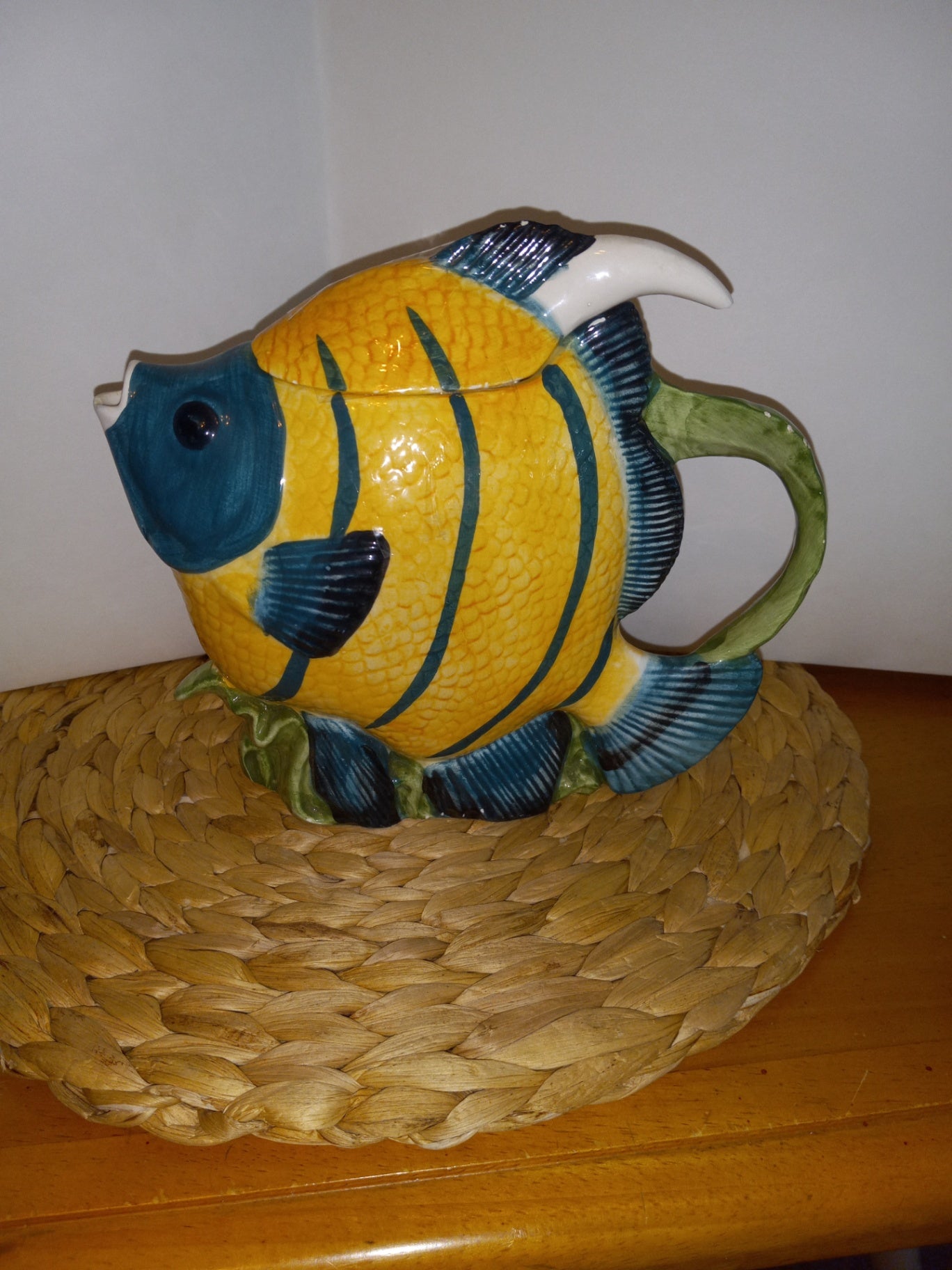 Fish Teapot dsc