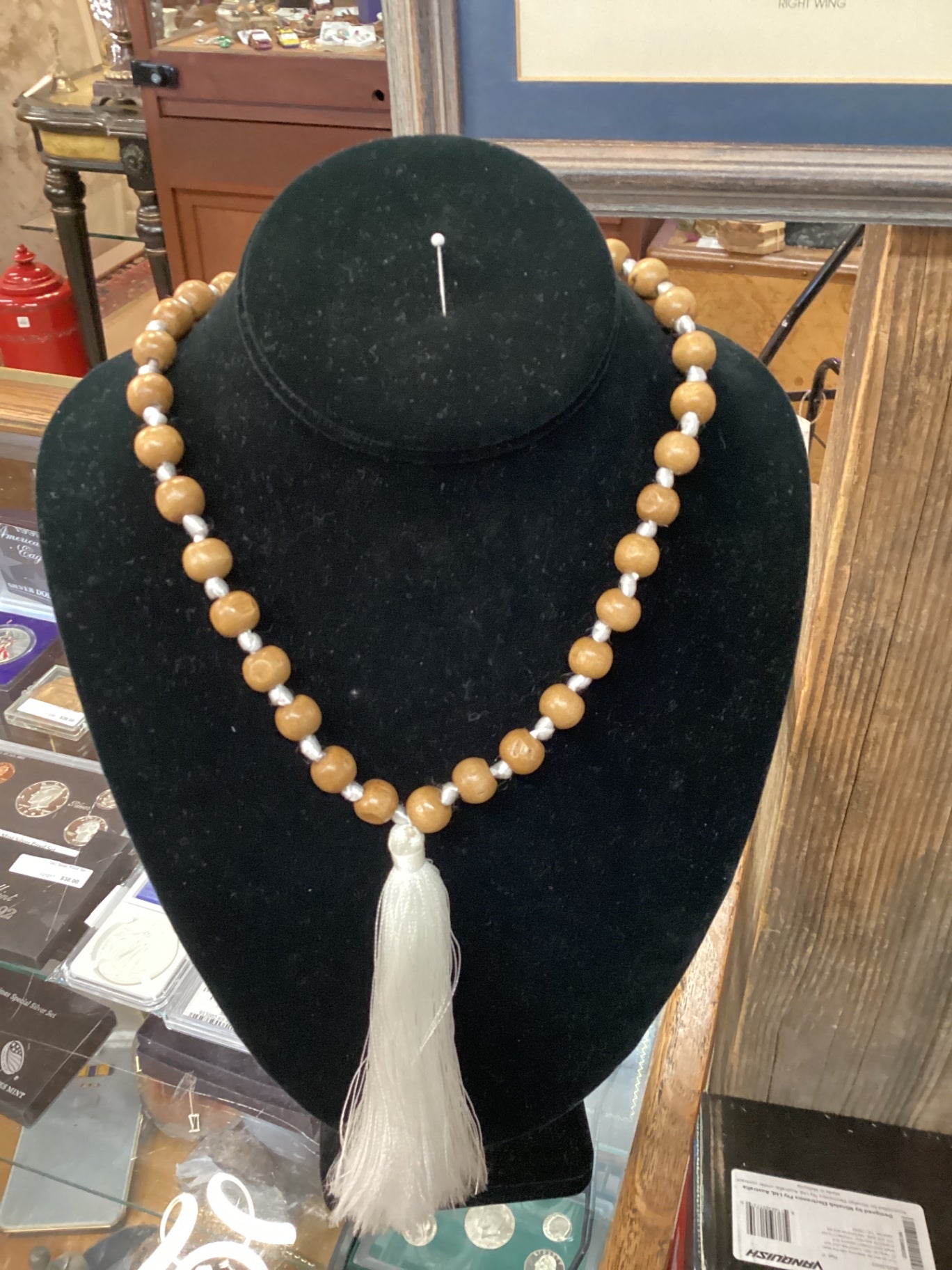 Costume Necklace Beige and White Wood and Fabric