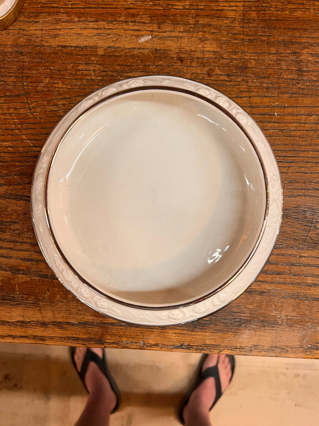 Gerold Porzellan Bavaria Embossed Porcelain Bowl / Candy Dish with Platinum Trim