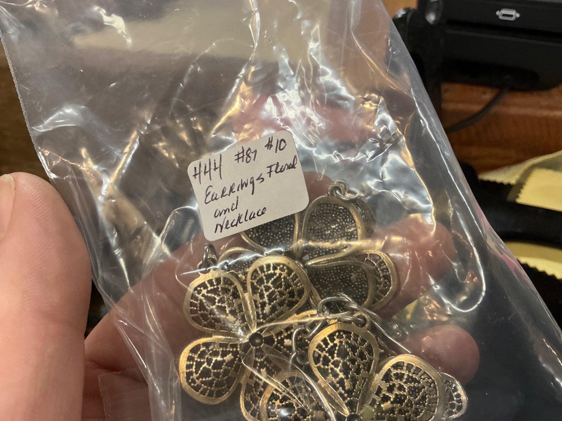 Jewelry Antique Silver Metal (likely silver or silver-plated)