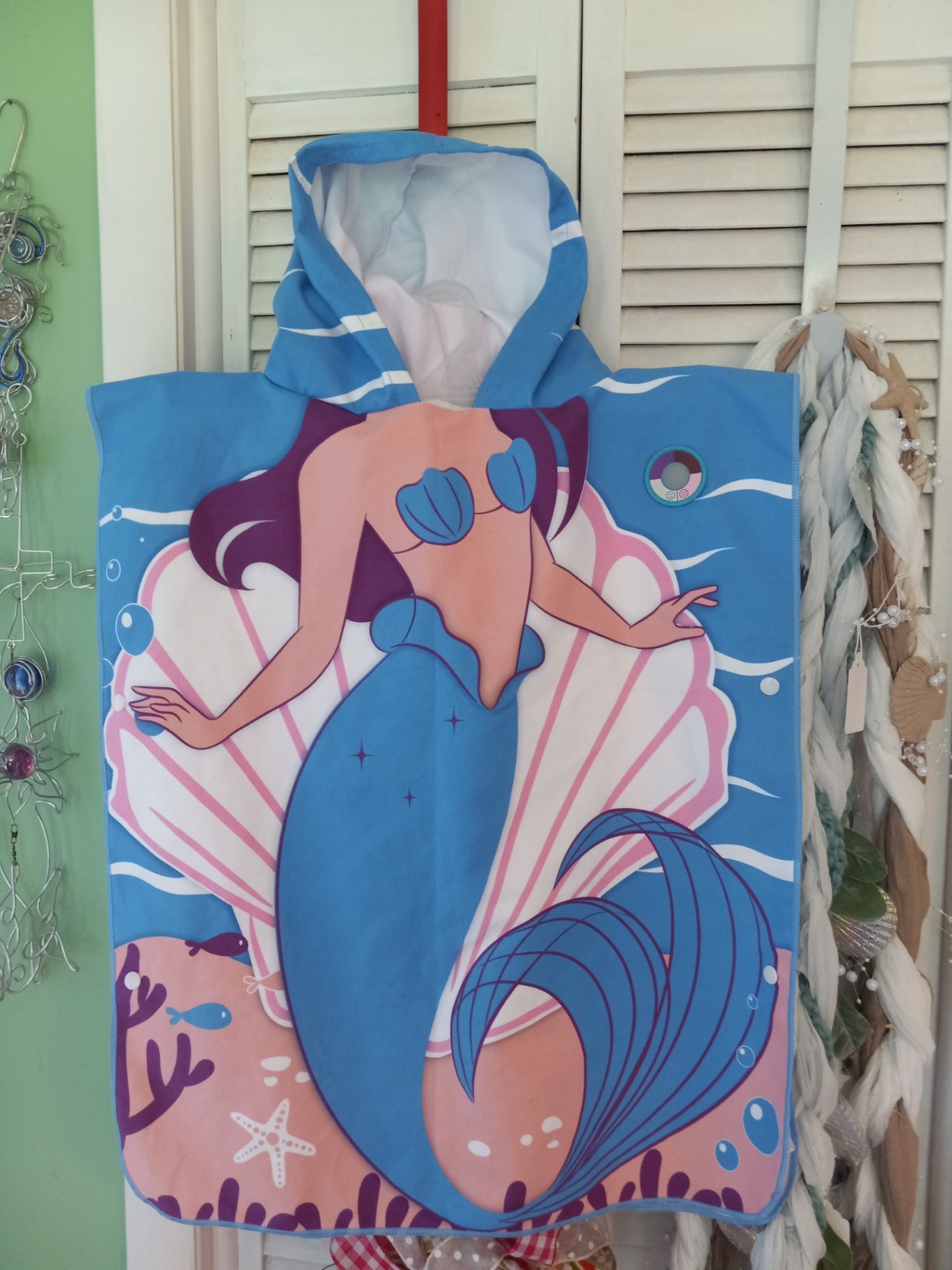 Girl's mermaid coverup dsc