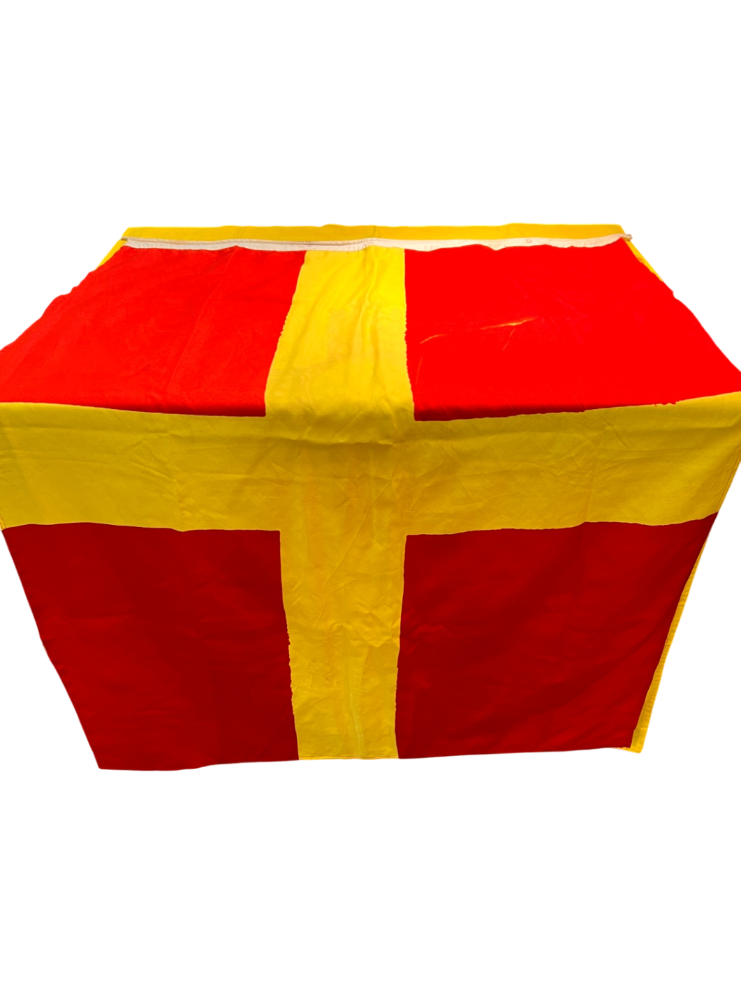 "R" (Romeo) – Red with Yellow Cross Flag