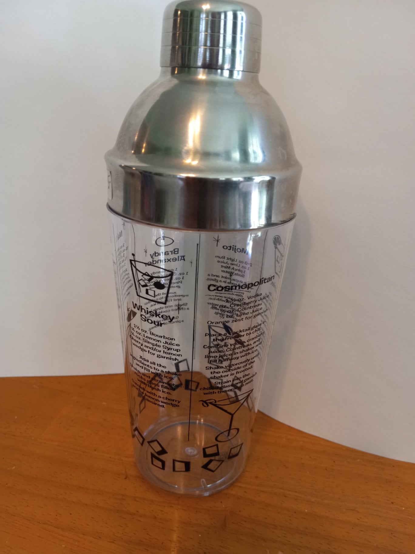 Cocktail shaker plastic dsc