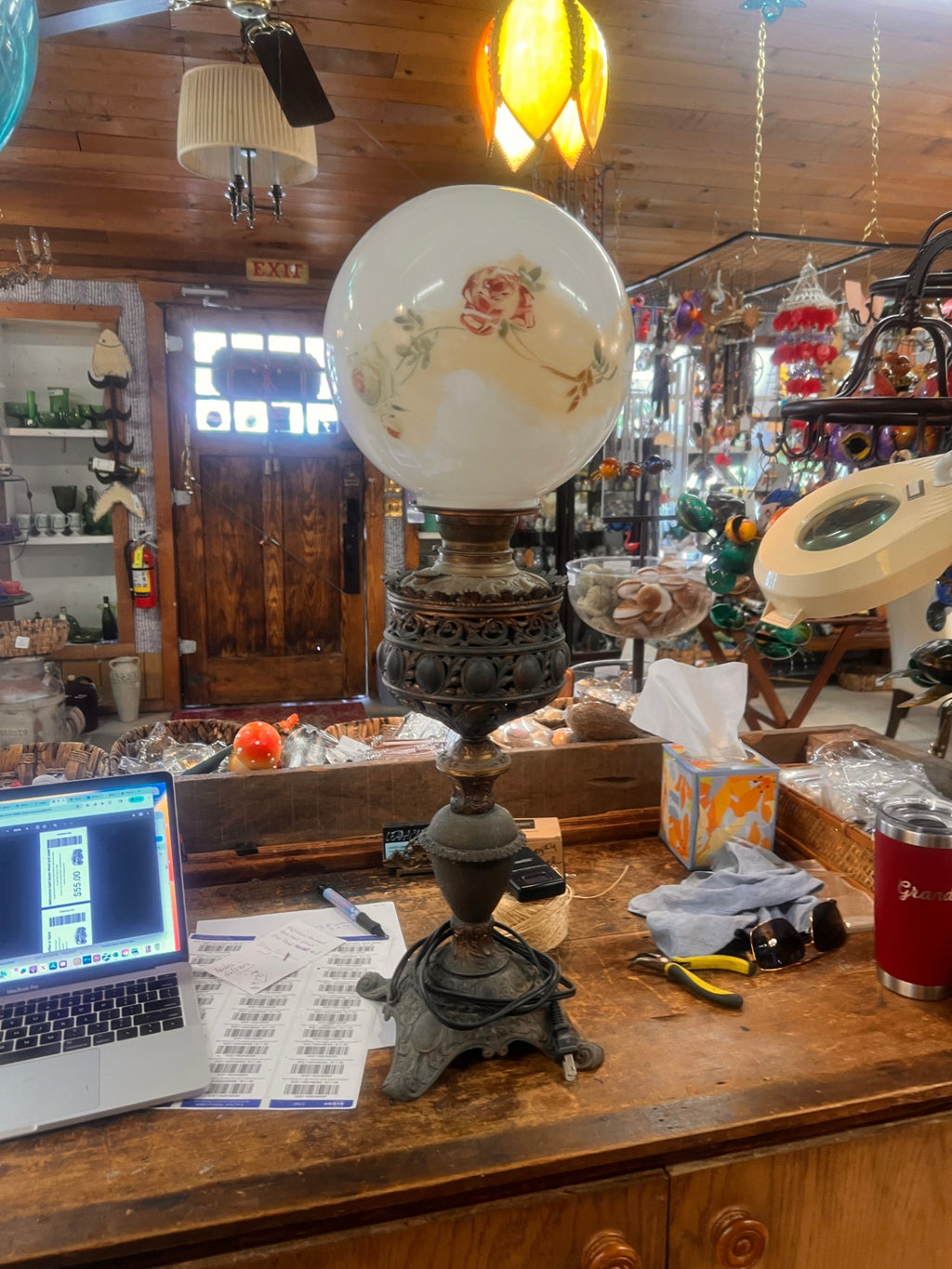 Antique Victorian “Gone with the Wind” Parlor Lamp – Hand-Painted Floral Globe – Converted to Electric