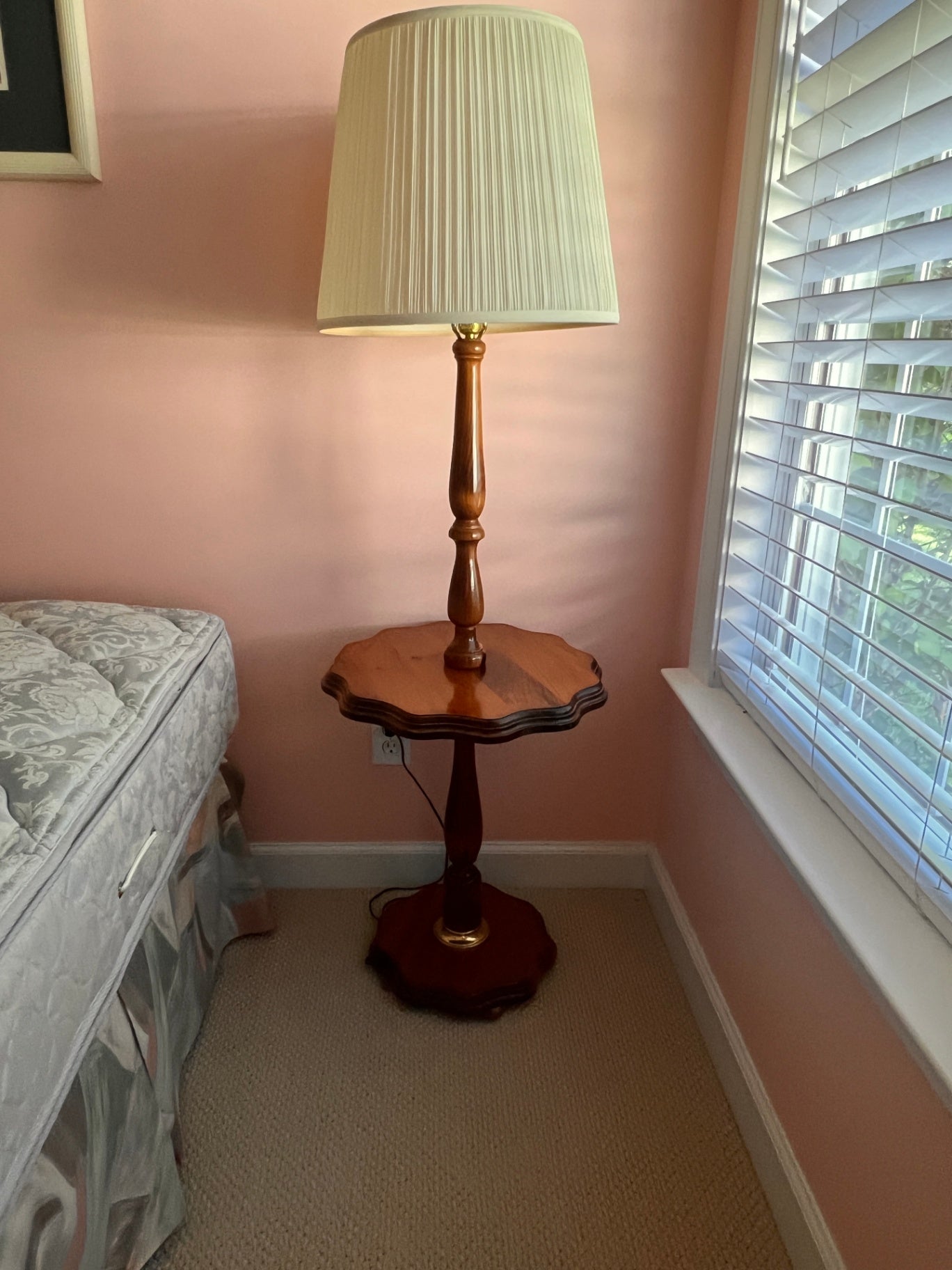 Wooden Floor Lamp w/Table