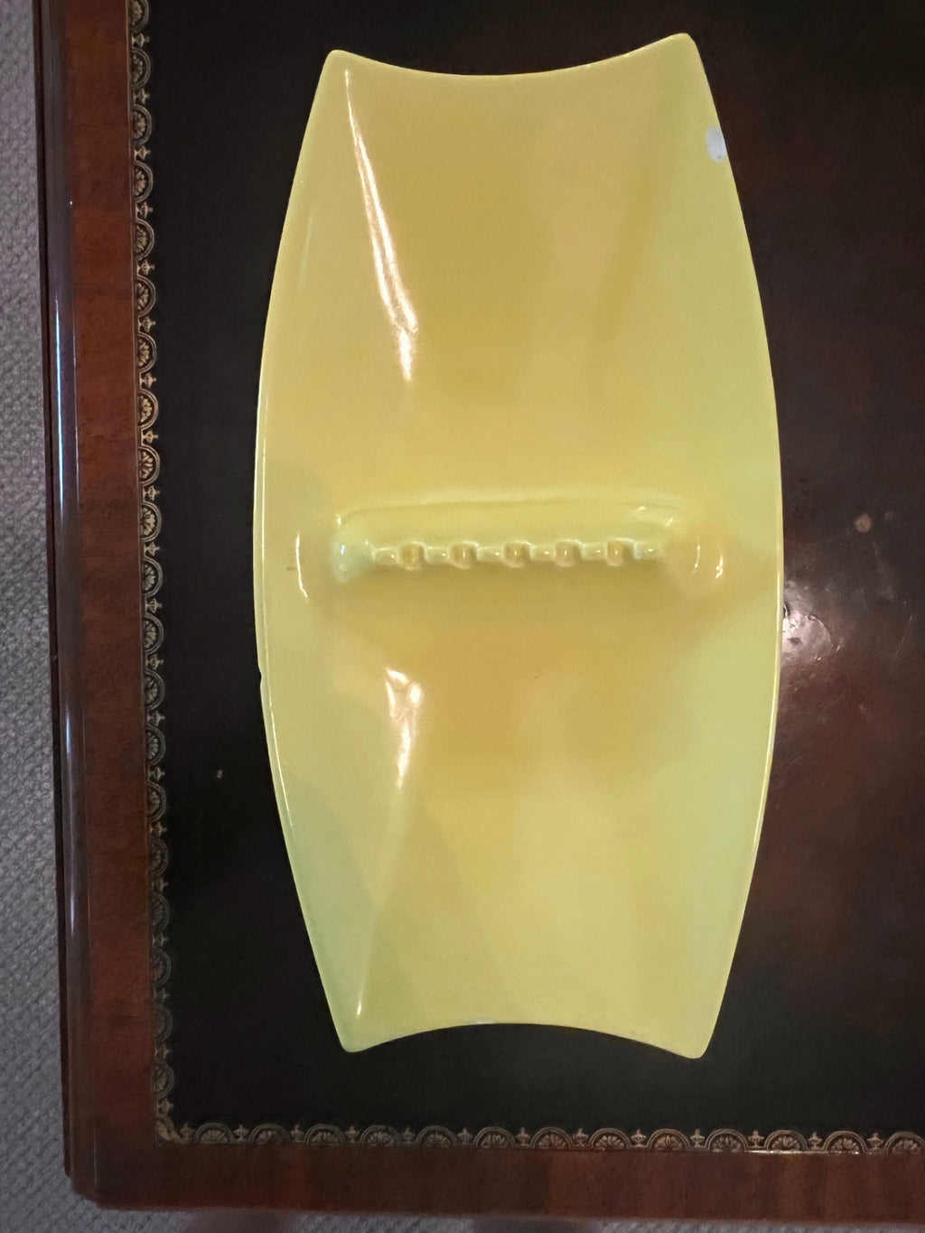 Royal Haeger MCM Ashtray #755 – Chartreuse Yellow – Hickman Design