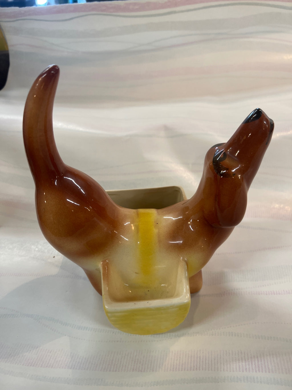 Vintage Ceramic Dog Planter – Mid-Century Yellow & Brown Glazed Pottery – Retro Kitsch Decor