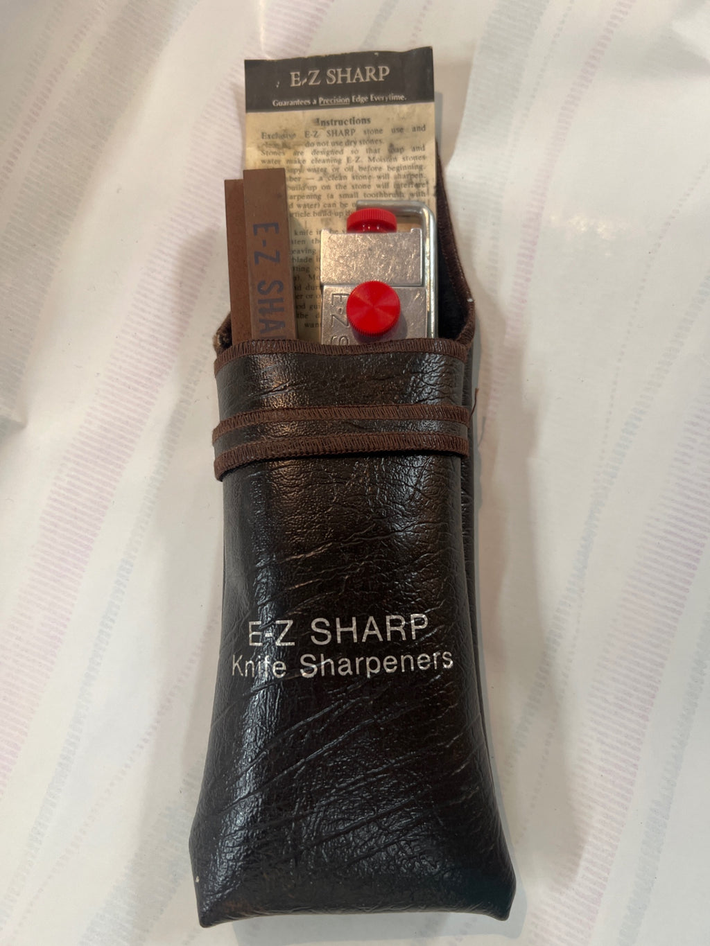 Vintage E-Z Sharp Knife Sharpener Kit – Complete with Tool, Stone, Instructions & Case – USA