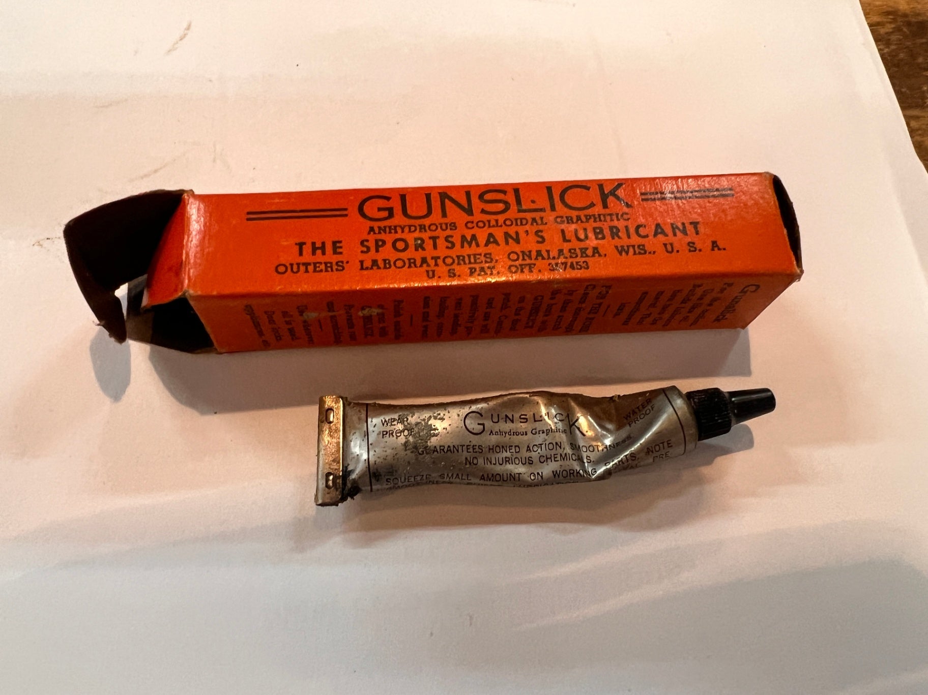Vintage Gunslick Sportsman’s Lubricant Tube w/ Original Box – Anhydrous Graphite Gun Oil – 1950s Hunting Gear
