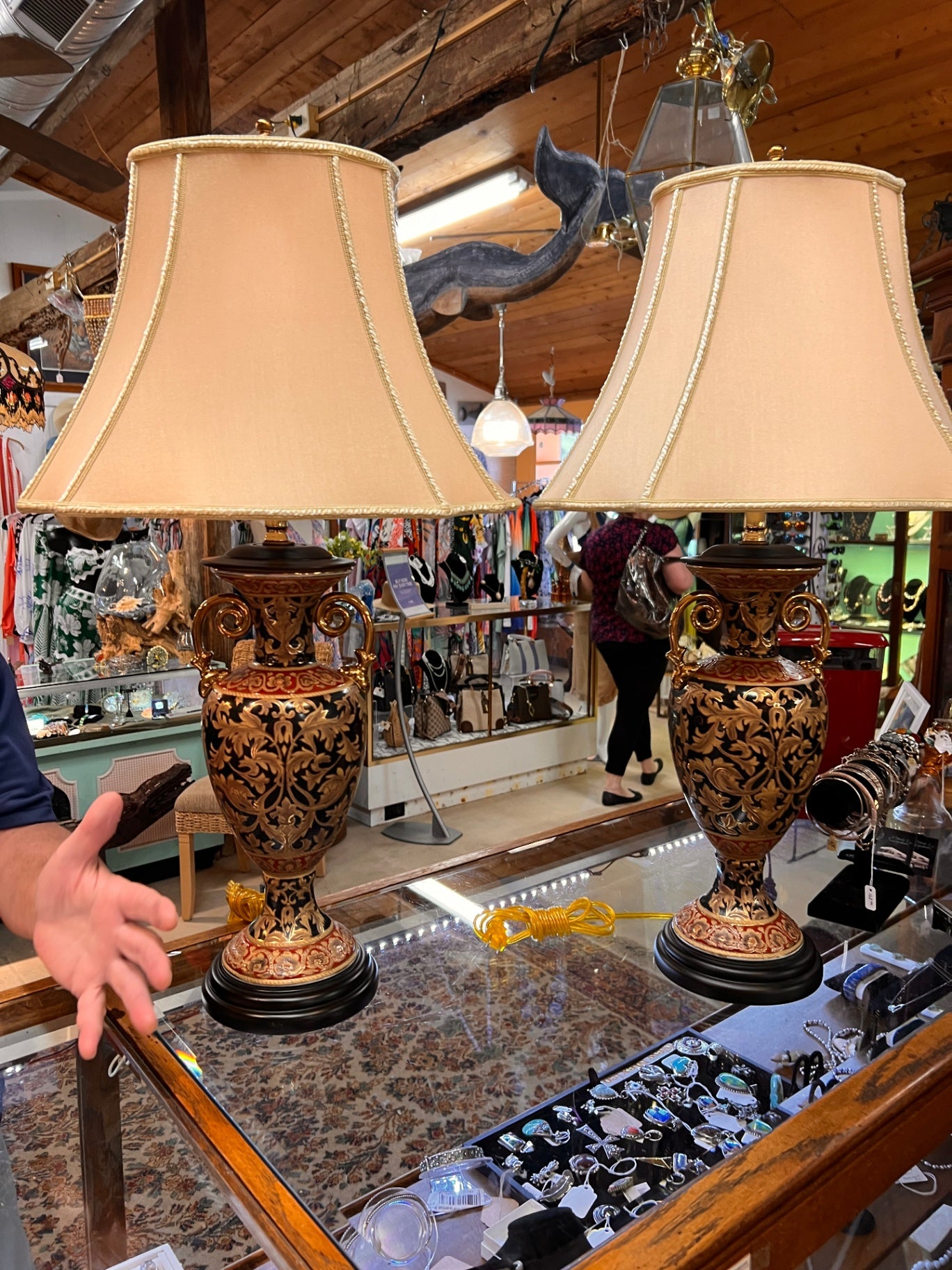 Pair of Oriental Accent Urn Table Lamps – Black & Gold Floral – Asian Style – With Shades – 30” Tall