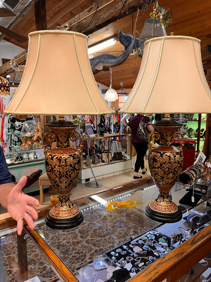 Pair of Oriental Accent Urn Table Lamps – Black & Gold Floral – Asian Style – With Shades – 30” Tall
