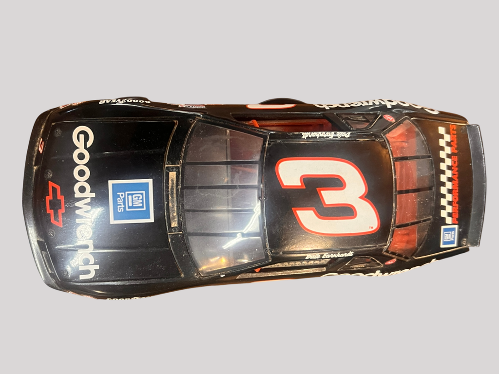 ERTL Dale Earnhardt Die Cast Model Car
