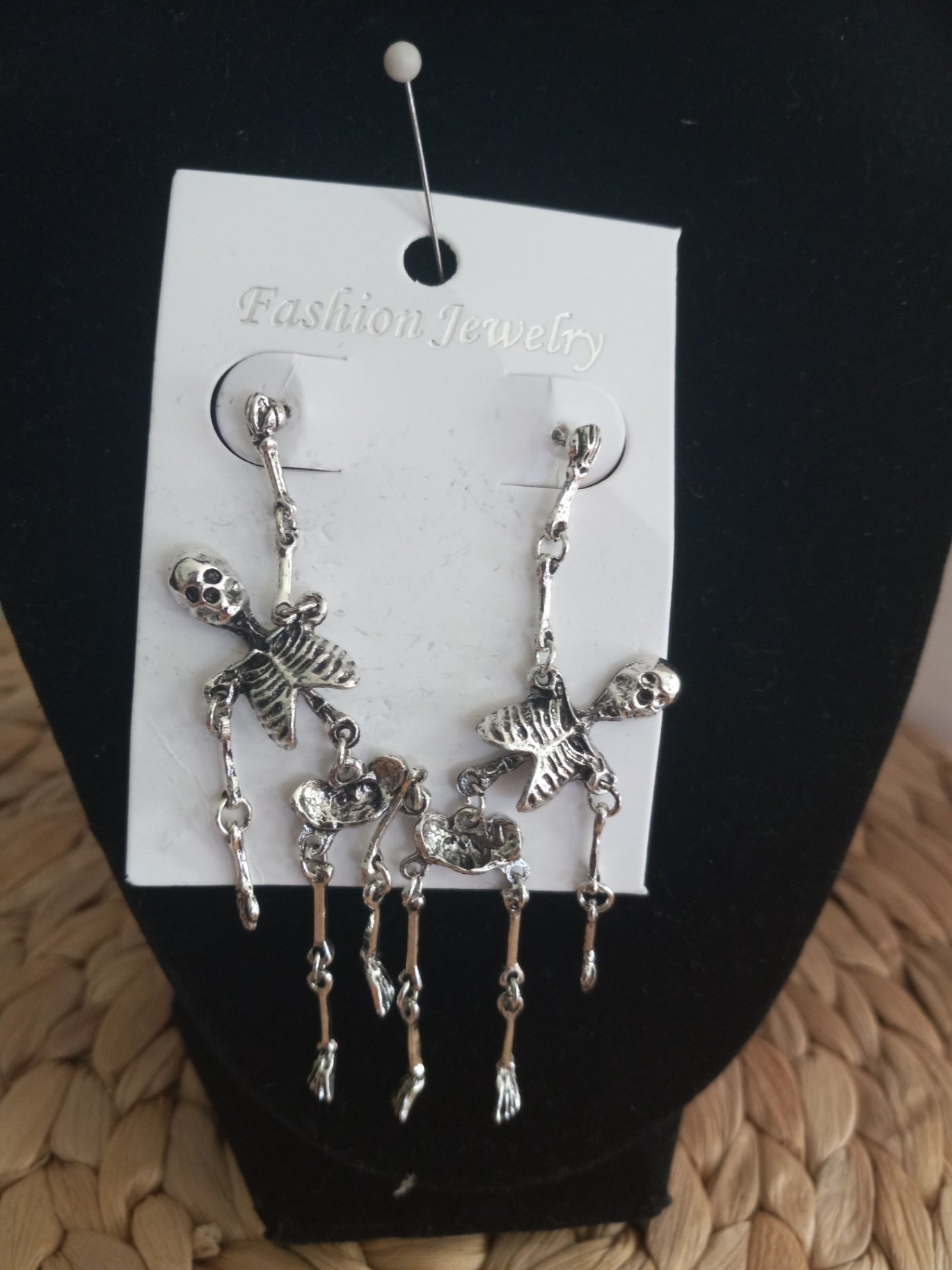 Earrings dsc